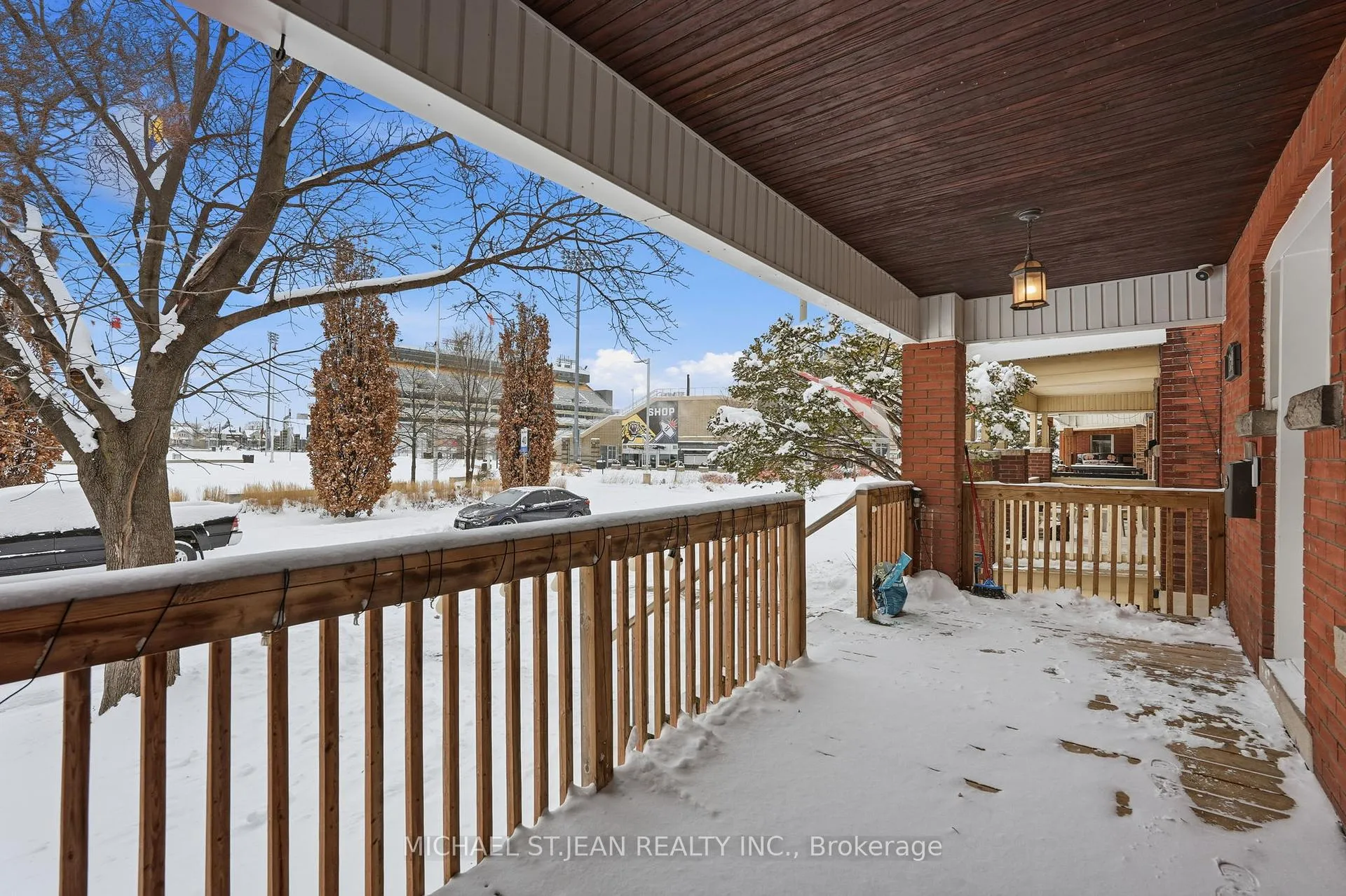 Photo 4 of 34 Balsam Avenue N, Hamilton, Stipley — HOMEH