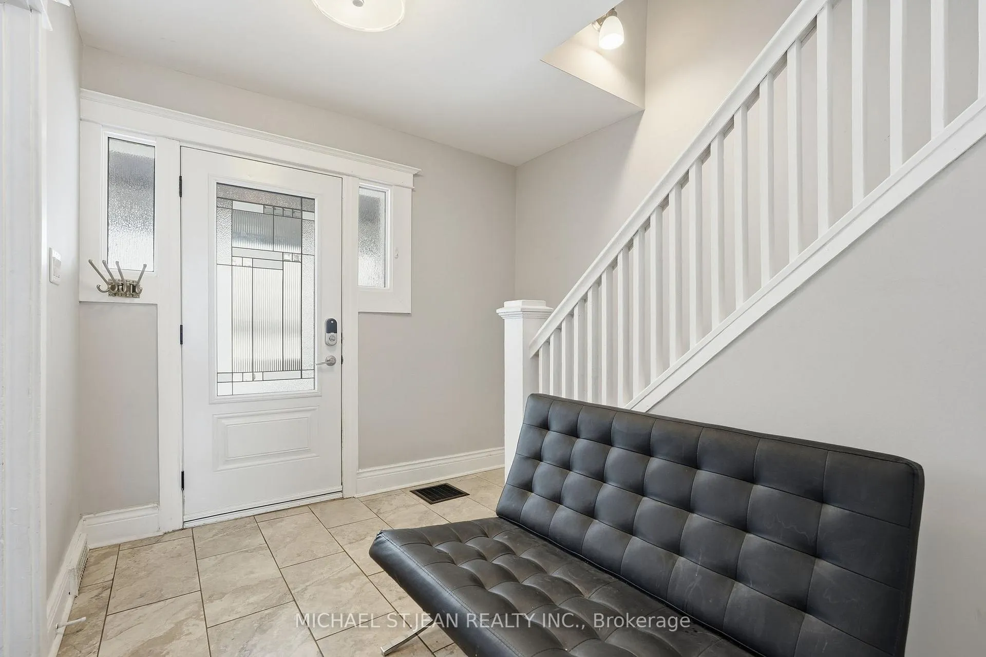 Photo 6 of 34 Balsam Avenue N, Hamilton, Stipley — HOMEH