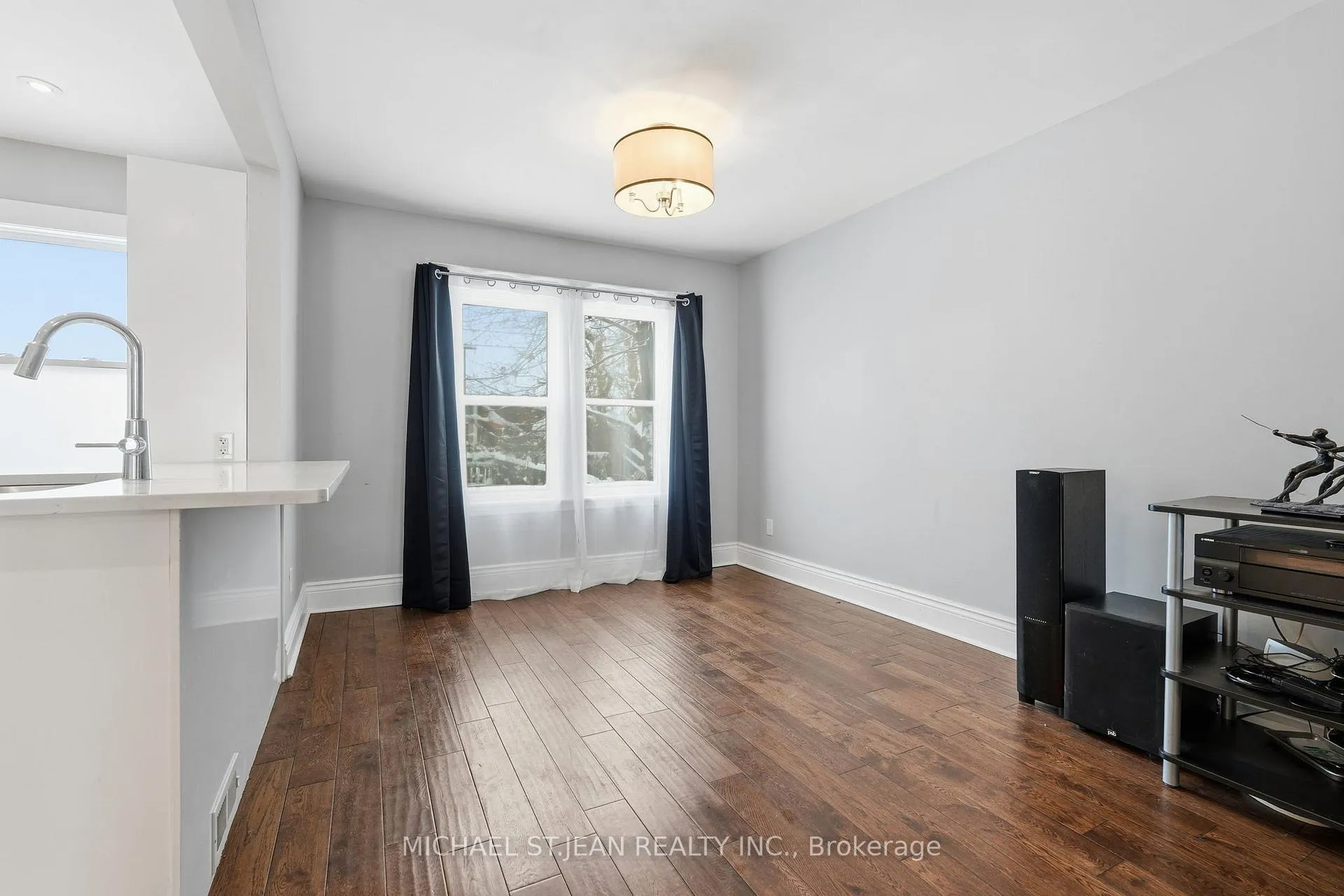 Photo 11 of 34 Balsam Avenue N, Hamilton, Stipley — HOMEH