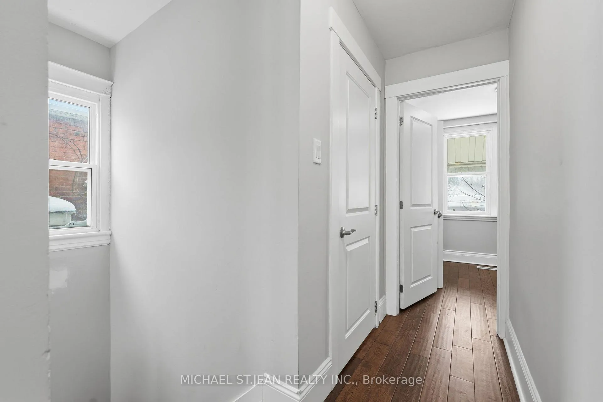 Photo 20 of 34 Balsam Avenue N, Hamilton, Stipley — HOMEH