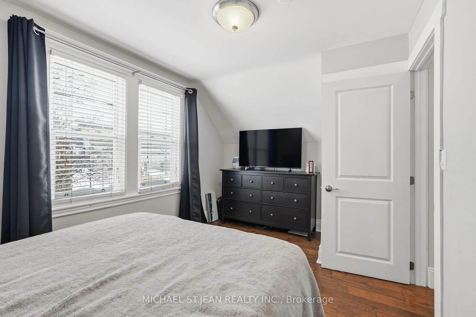 Photo 25 of 34 Balsam Avenue N, Hamilton, Stipley — HOMEH