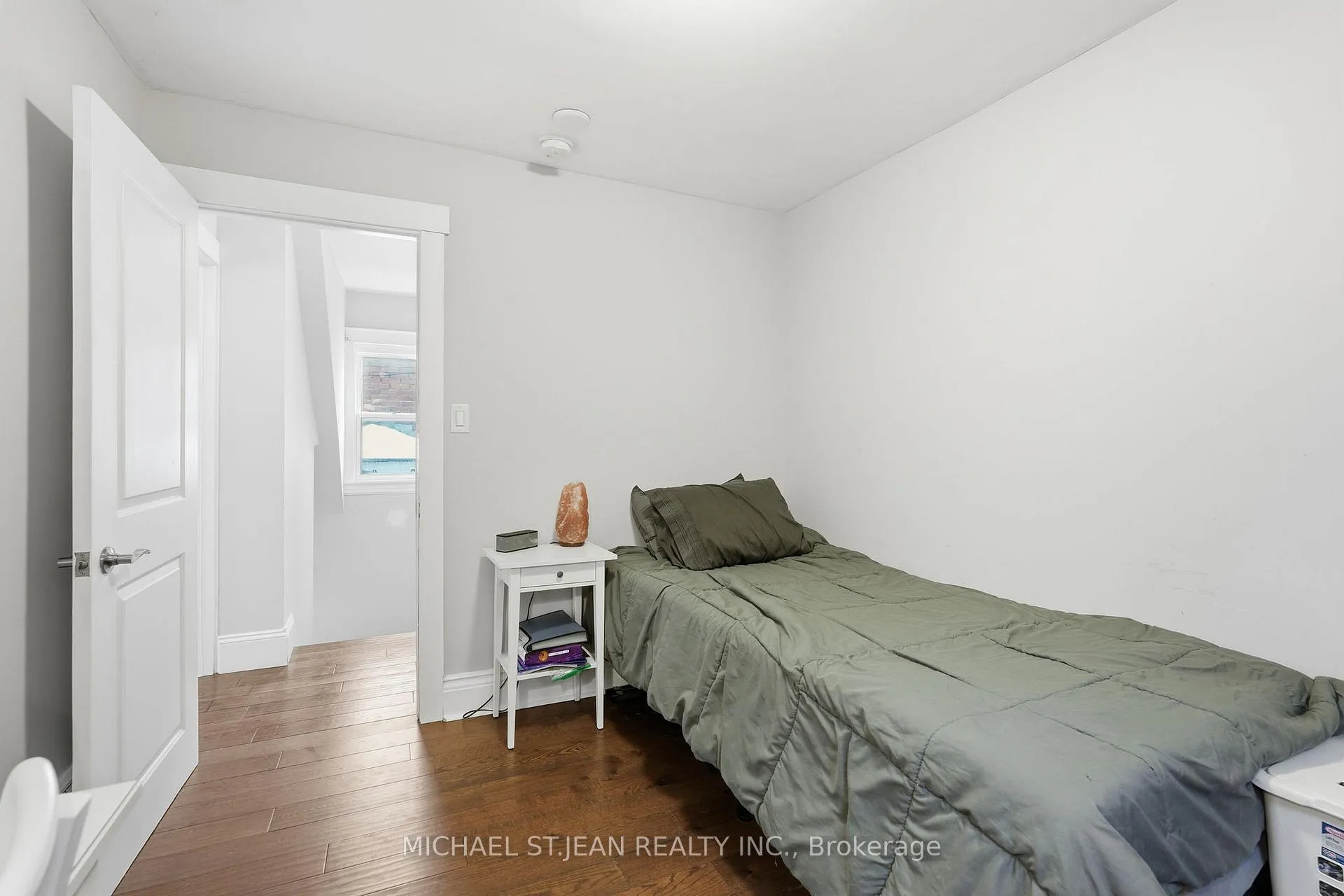 Photo 27 of 34 Balsam Avenue N, Hamilton, Stipley — HOMEH