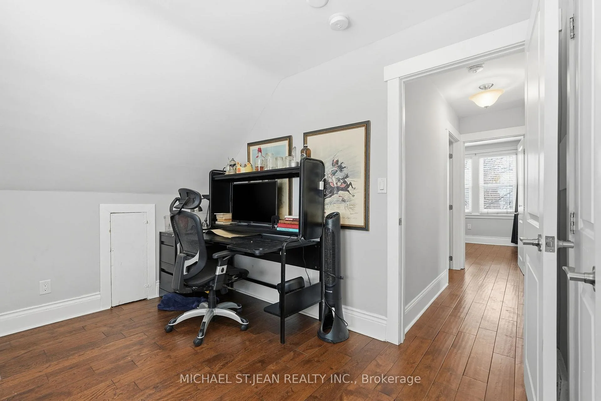 Photo 28 of 34 Balsam Avenue N, Hamilton, Stipley — HOMEH