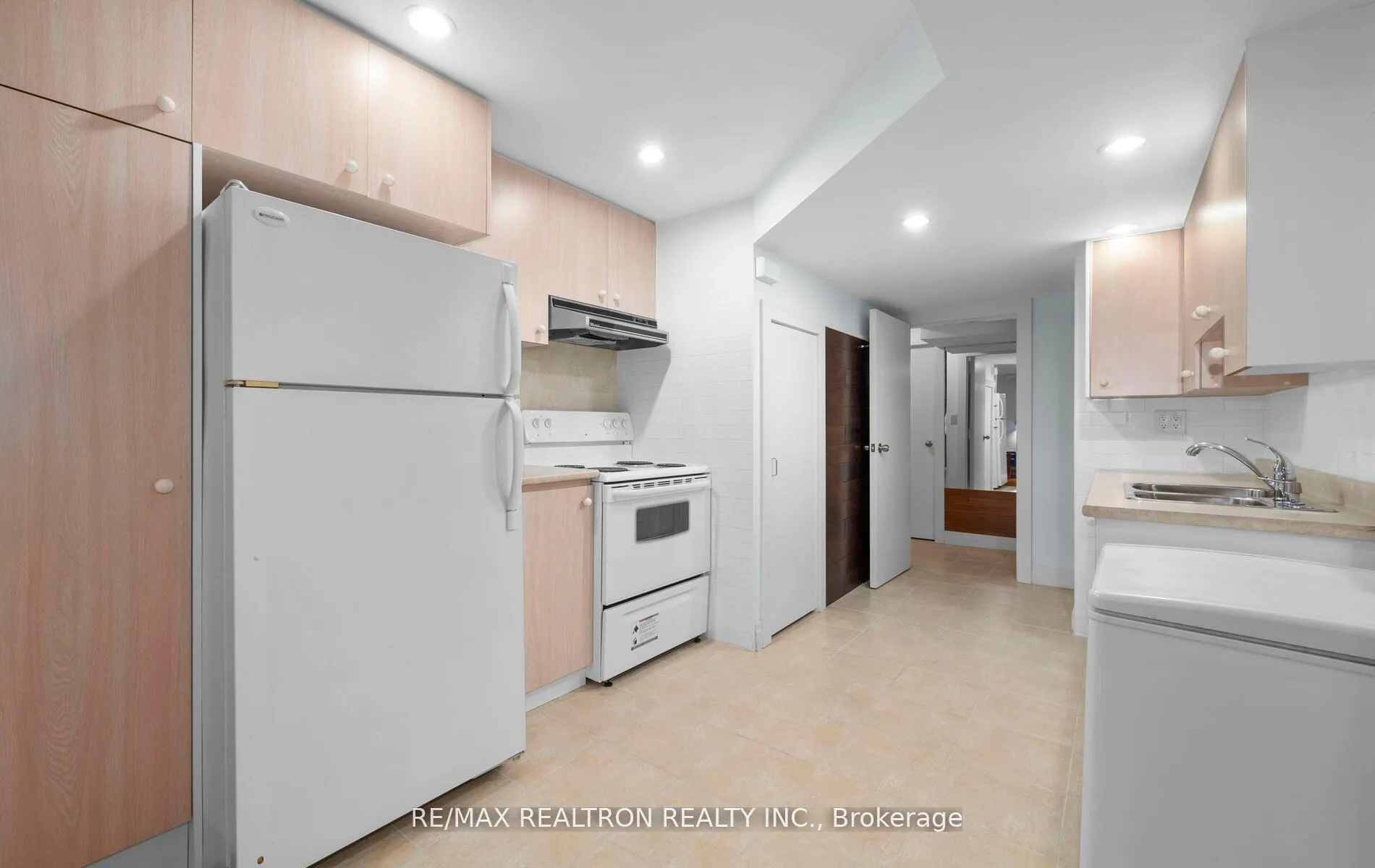 Photo 4 of Unit Bsmt, 1362 Everton Street, Pickering, Liverpool — HOMEH