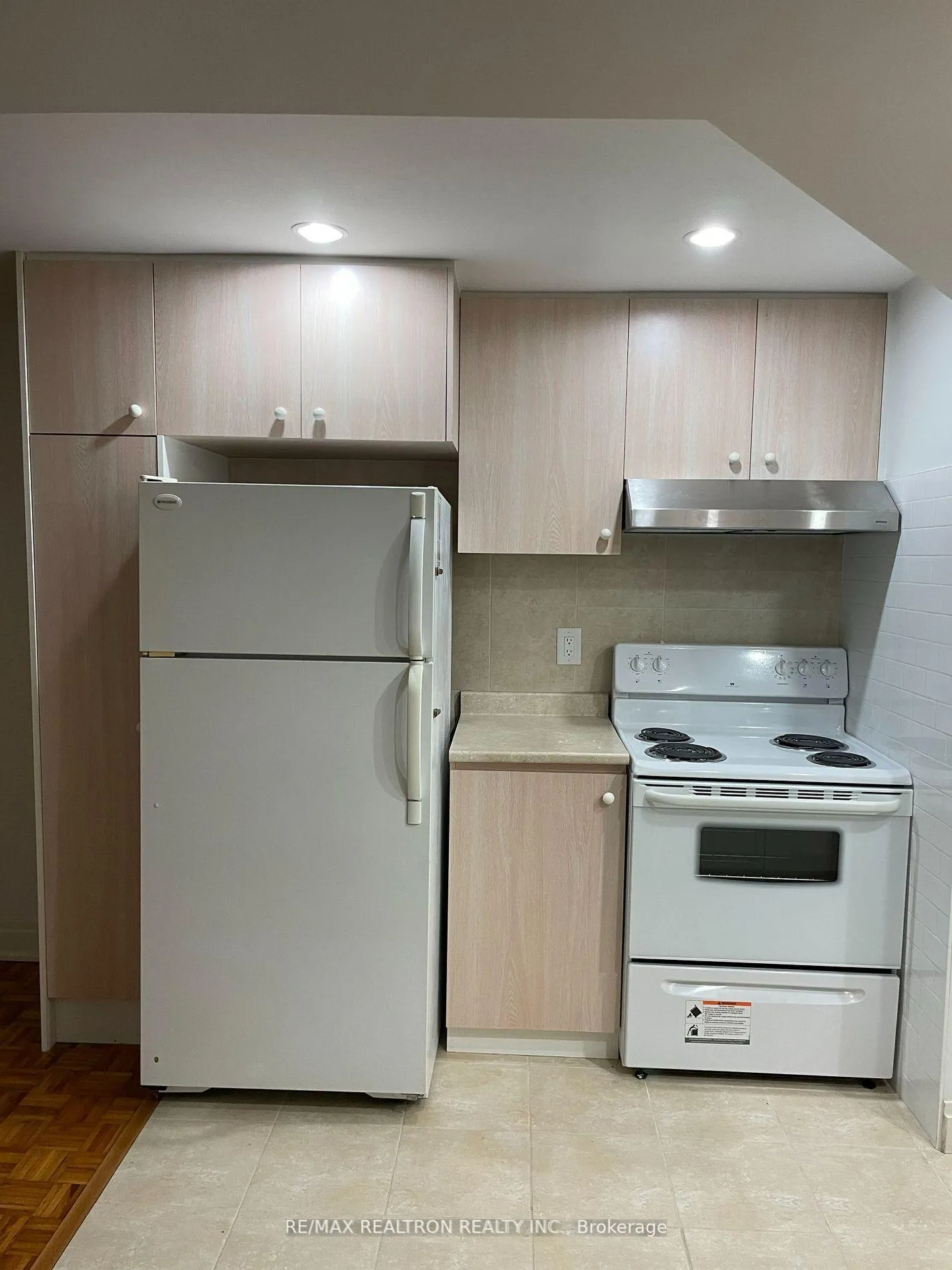 Photo 13 of Unit Bsmt, 1362 Everton Street, Pickering, Liverpool — HOMEH