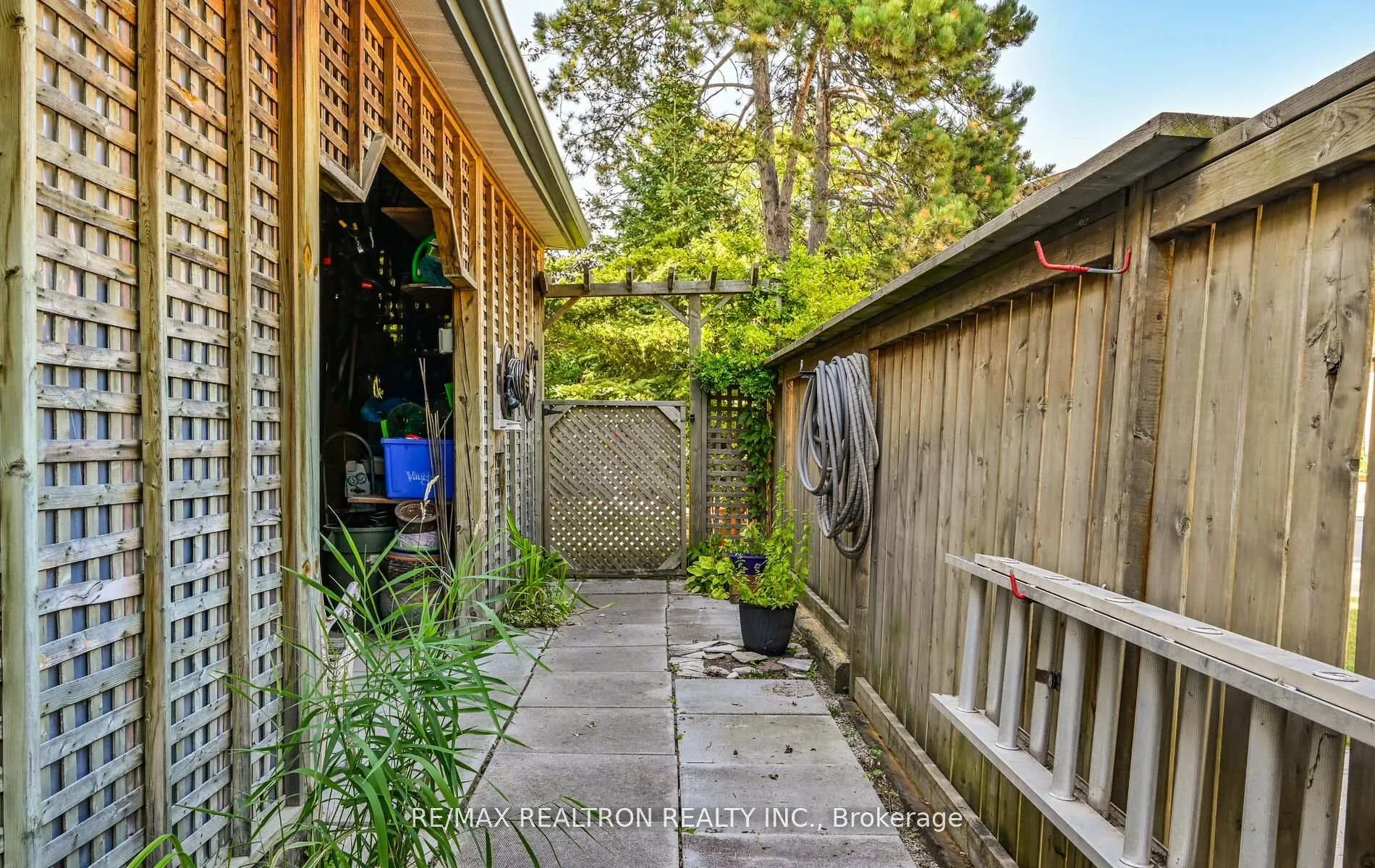 Photo 23 of Unit Bsmt, 1362 Everton Street, Pickering, Liverpool — HOMEH
