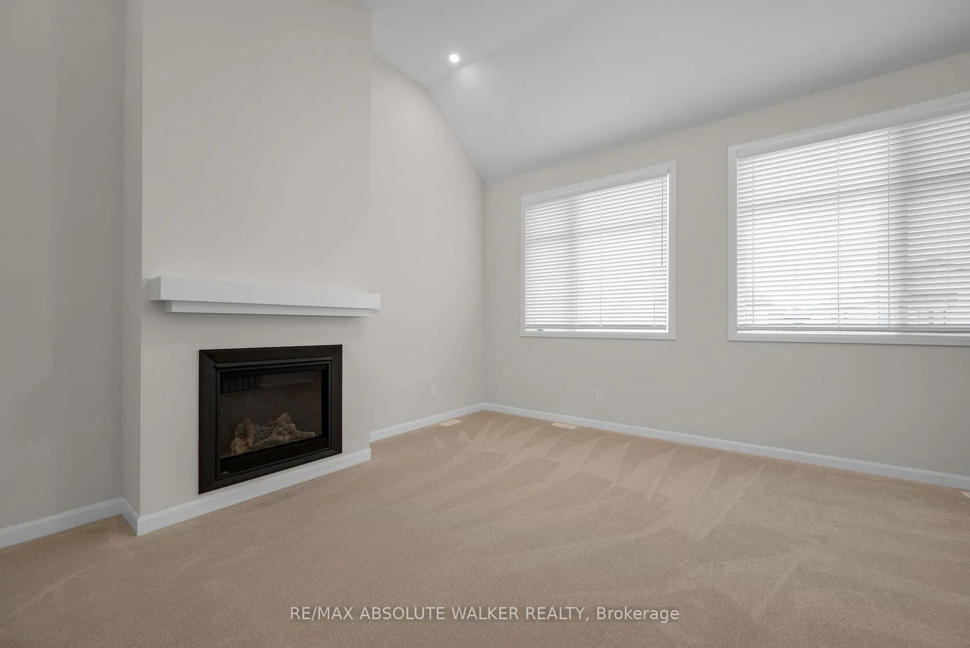 Photo 18 of 529 Anchor Circle, Ottawa, Mahogany Community — HOMEH
