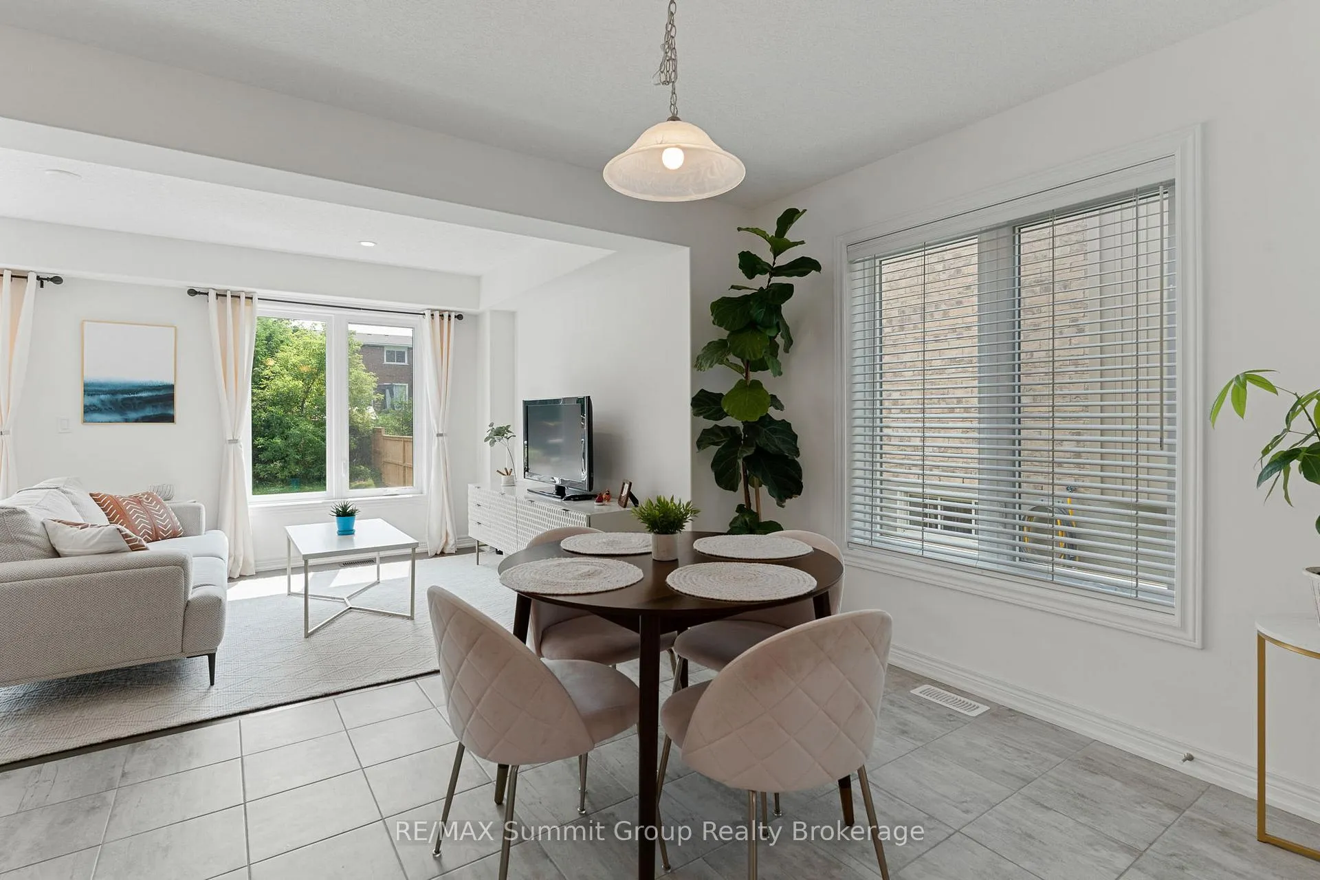 Photo 9 of 125 Mullin Street, Grey Highlands — HOMEH