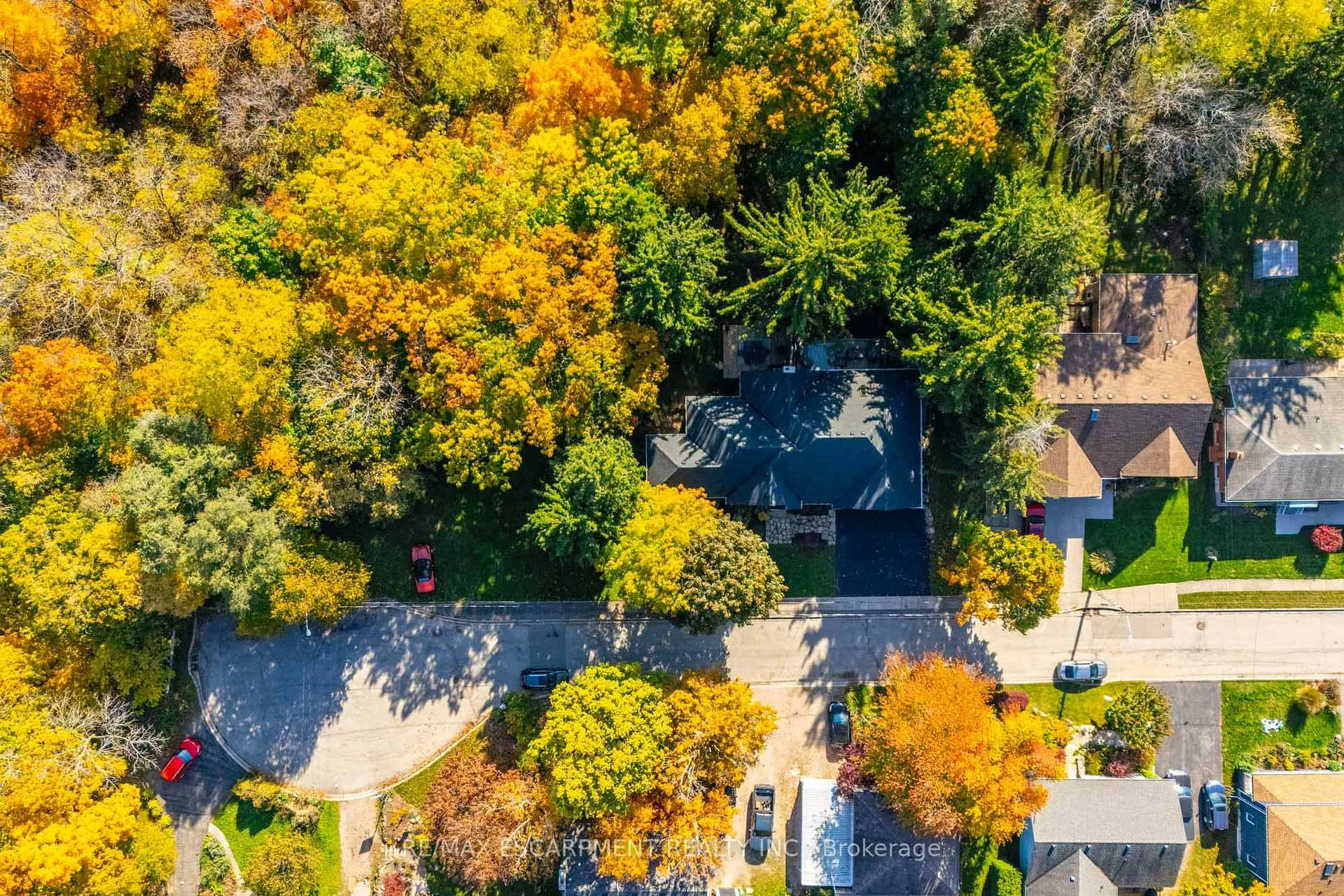 Photo 39 of 64 Nelson Street, Hamilton, Waterdown — HOMEH