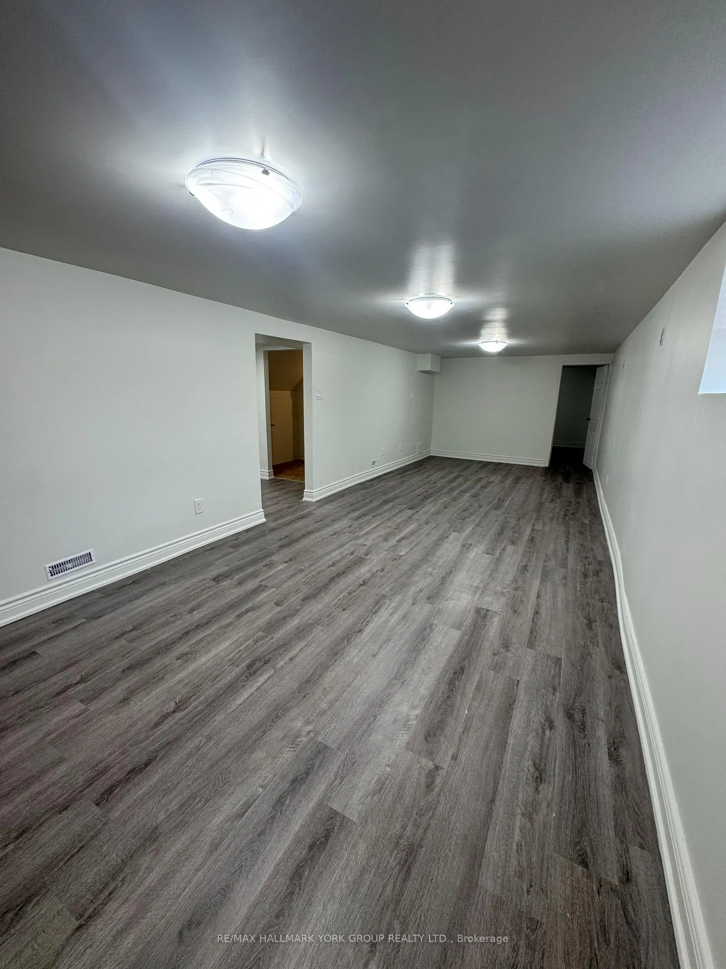 Photo 3 of Unit Lower Unit, 856 Krosno Boulevard, Pickering, Bay Ridges — HOMEH