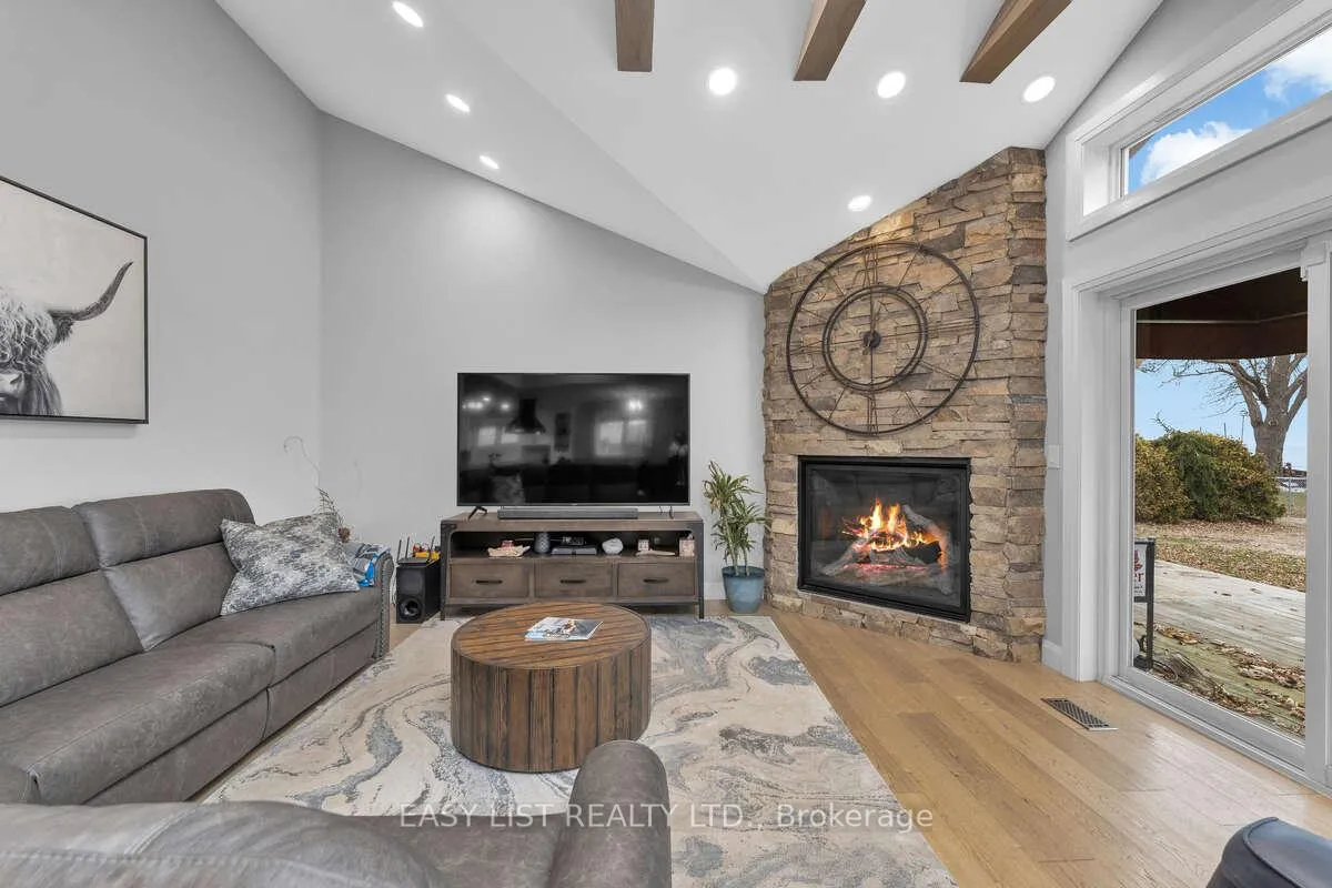 Photo 6 of 6210 St Clair Road, Lakeshore — HOMEH