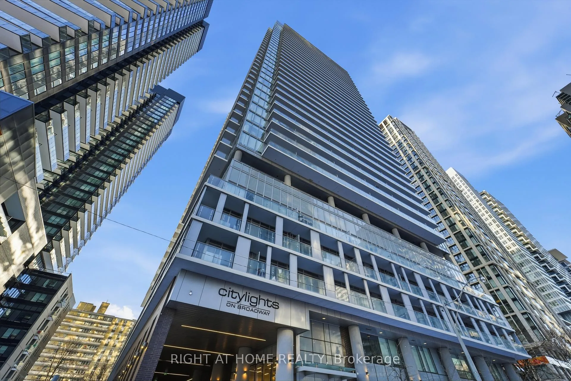 Photo 19 of Unit 2112 Nt, 99 Broadway Avenue, Toronto, Mount Pleasant West — HOMEH