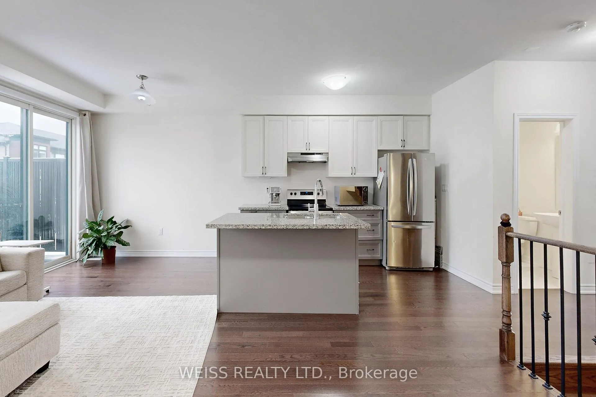 Photo 7 of 6729 Thickson Road N, Whitby, Brooklin — HOMEH