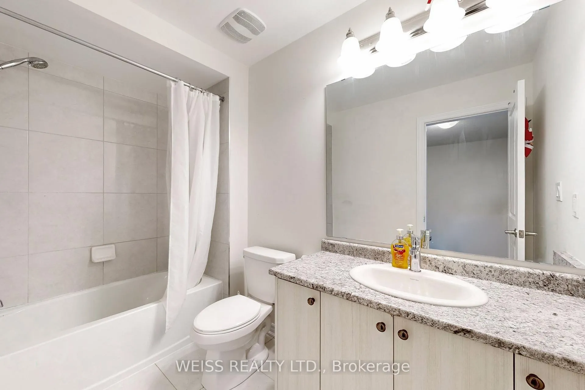 Photo 34 of 6729 Thickson Road N, Whitby, Brooklin — HOMEH