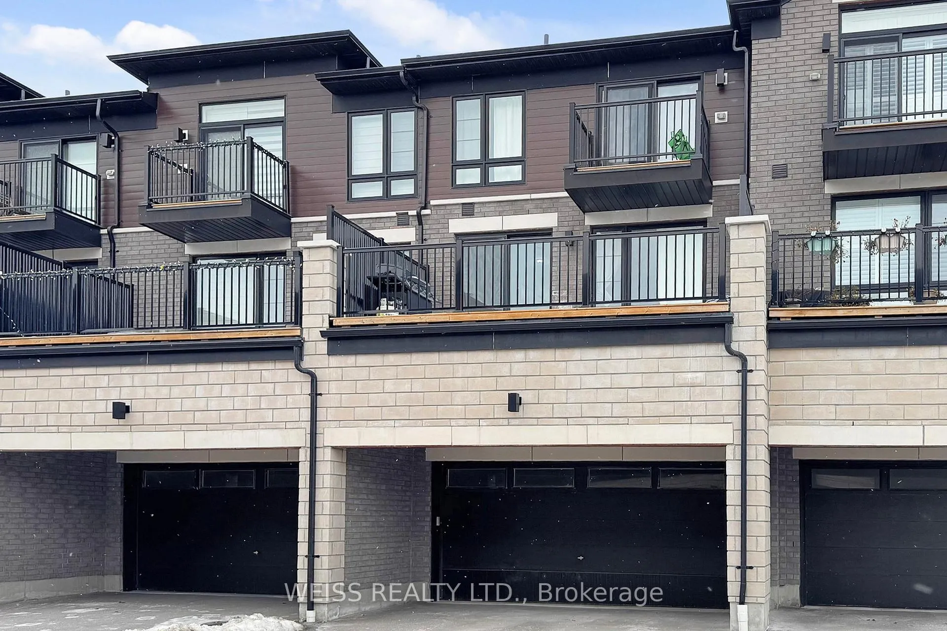 Photo 47 of 6729 Thickson Road N, Whitby, Brooklin — HOMEH