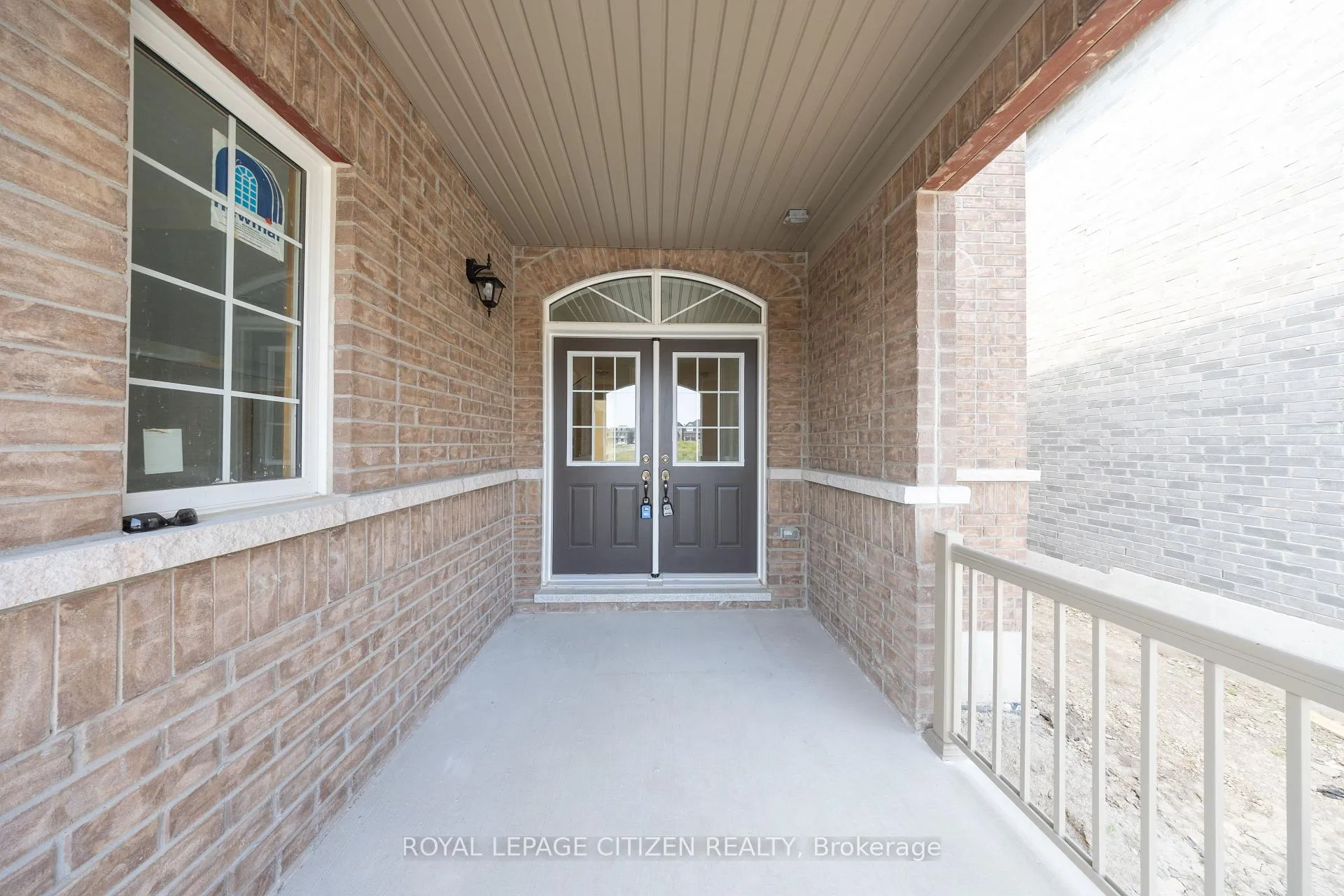 Photo 4 of 69 Fenn Crescent, New Tecumseth, Alliston — HOMEH