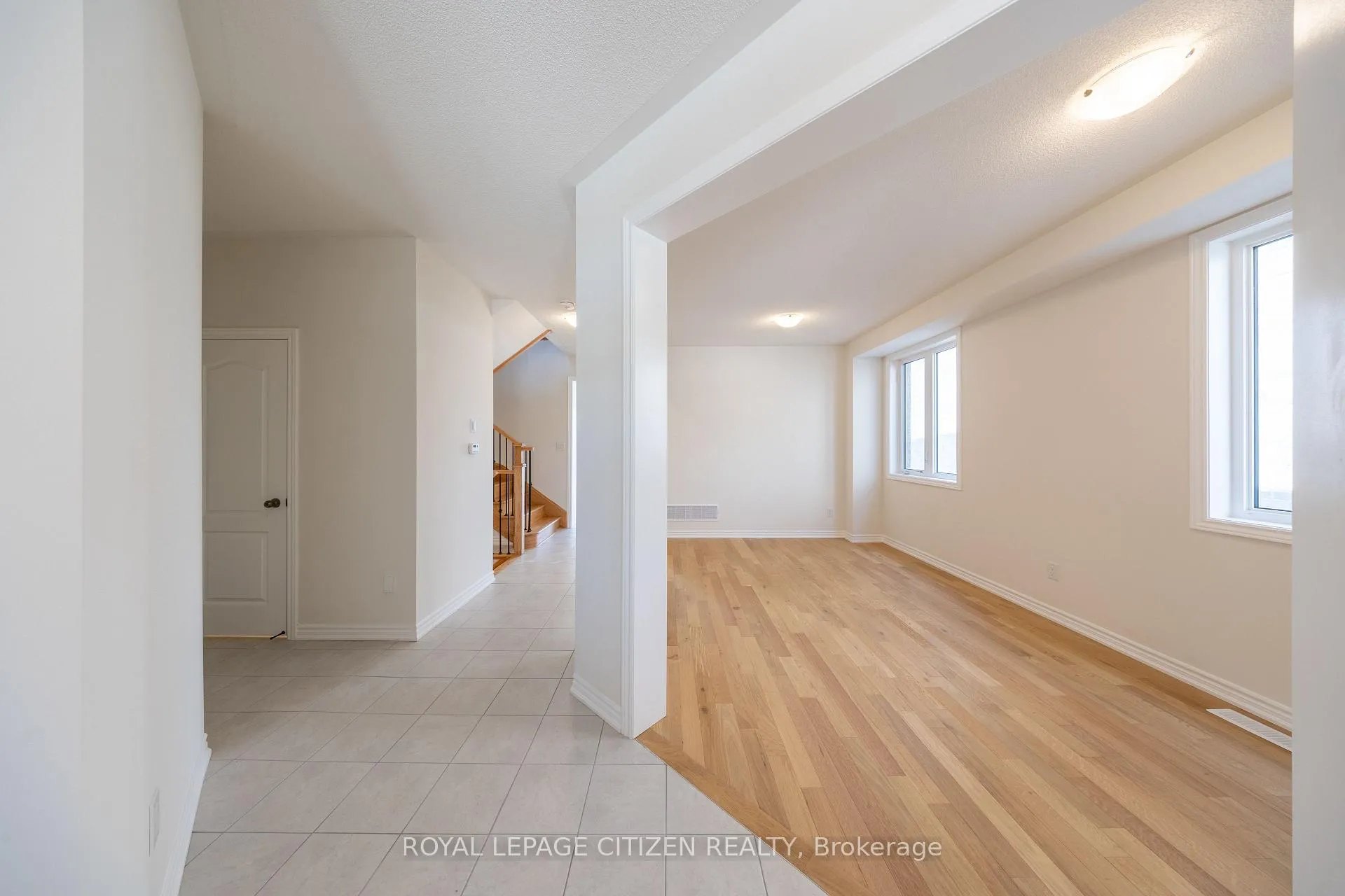 Photo 8 of 69 Fenn Crescent, New Tecumseth, Alliston — HOMEH