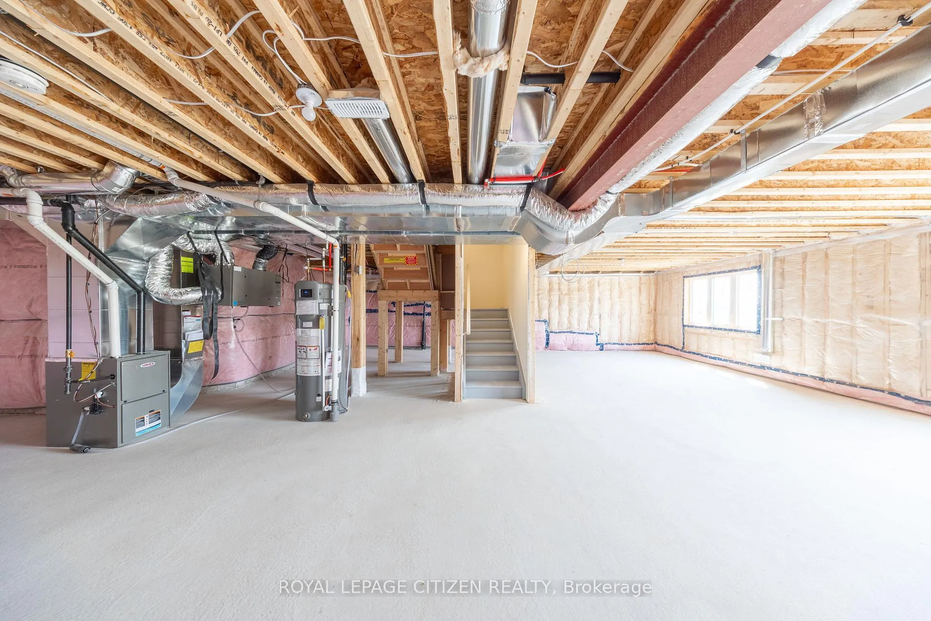 Photo 33 of 69 Fenn Crescent, New Tecumseth, Alliston — HOMEH