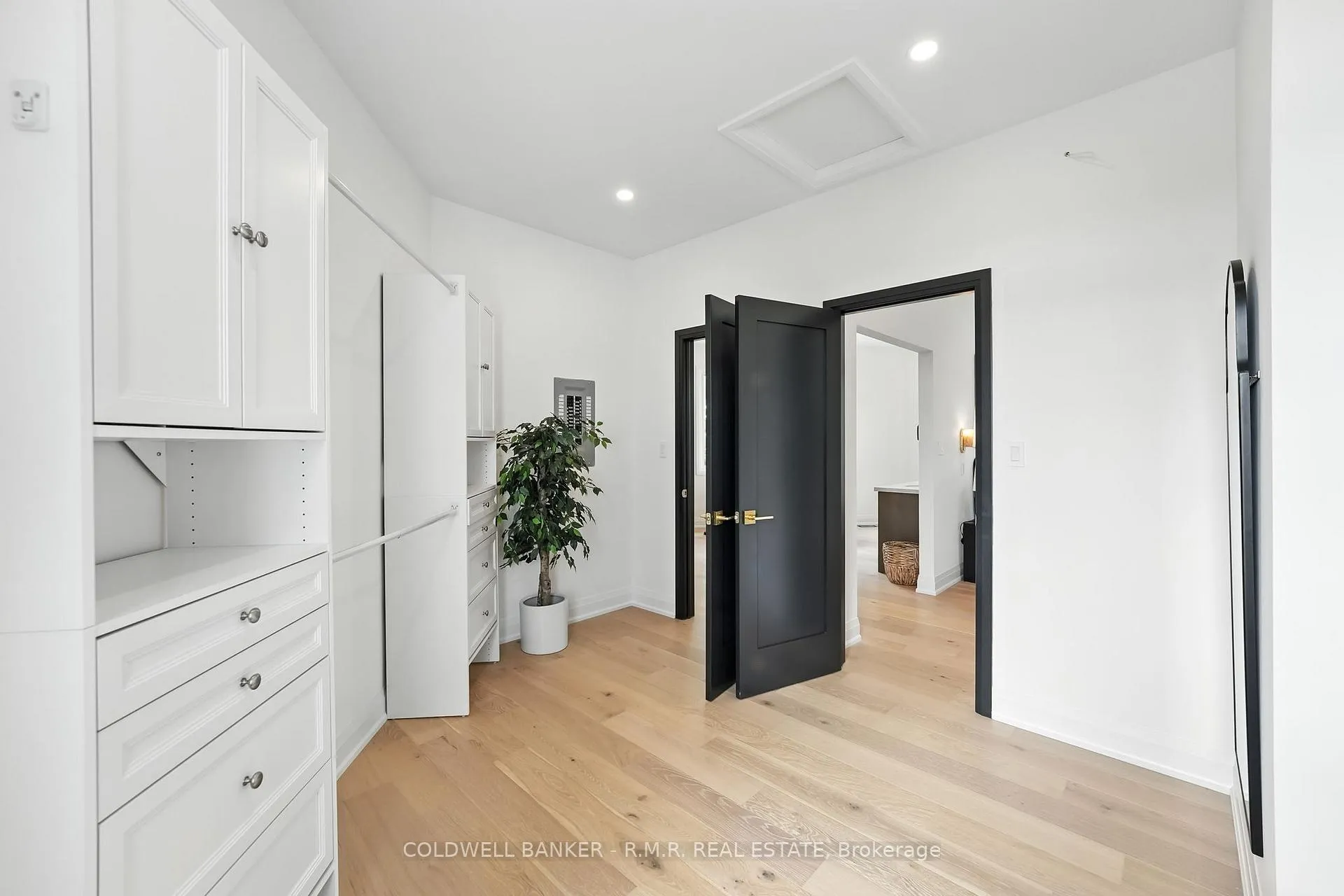Photo 32 of 3771 Devitts Road, Scugog, Blackstock — HOMEH