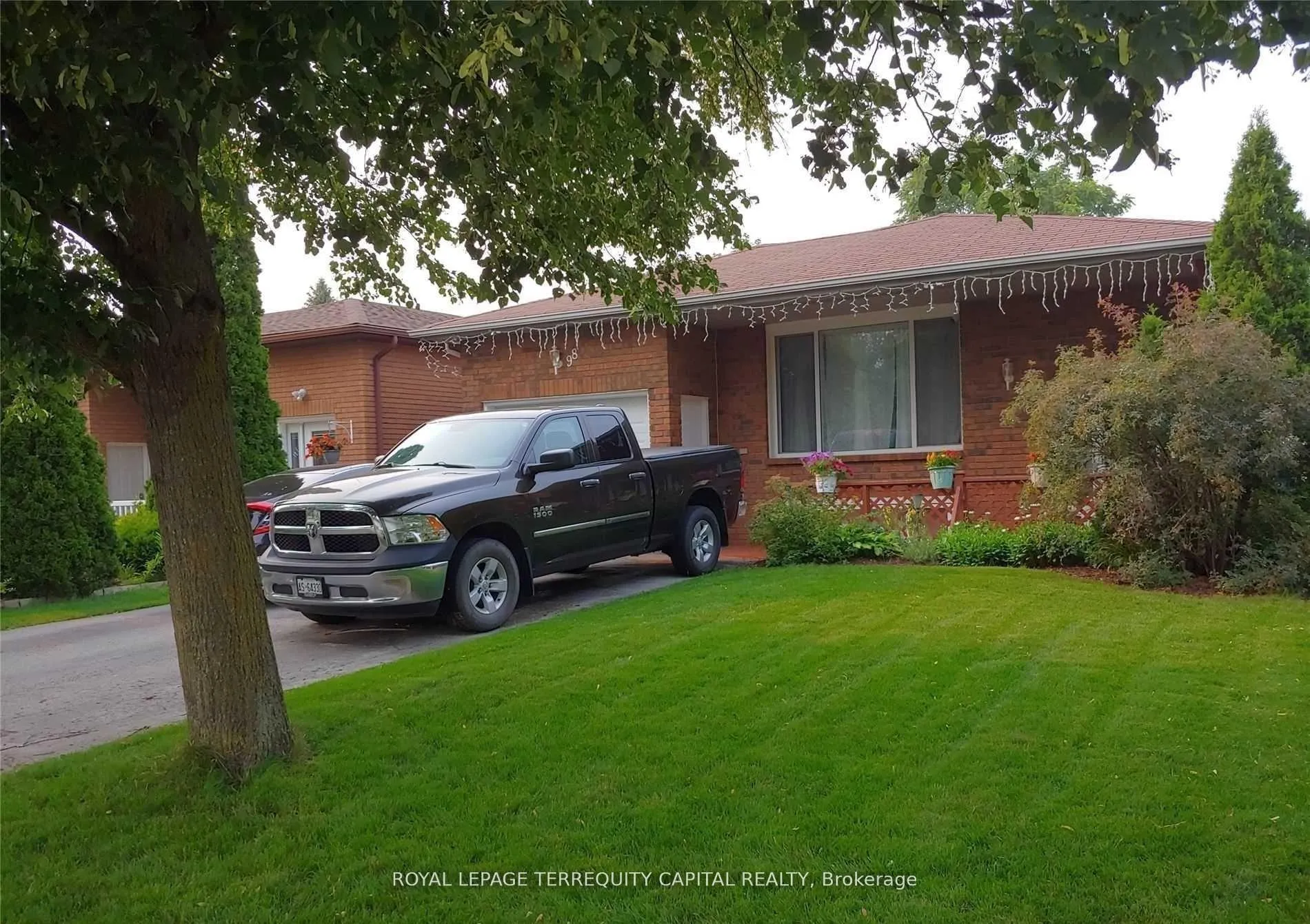 Photo 2 of Unit Lower, 98 Buchanan Street, Barrie, Grove East — HOMEH