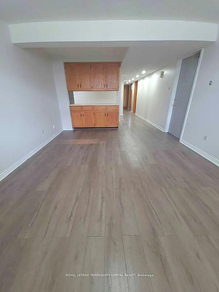 Photo 3 of Unit Lower, 98 Buchanan Street, Barrie, Grove East — HOMEH