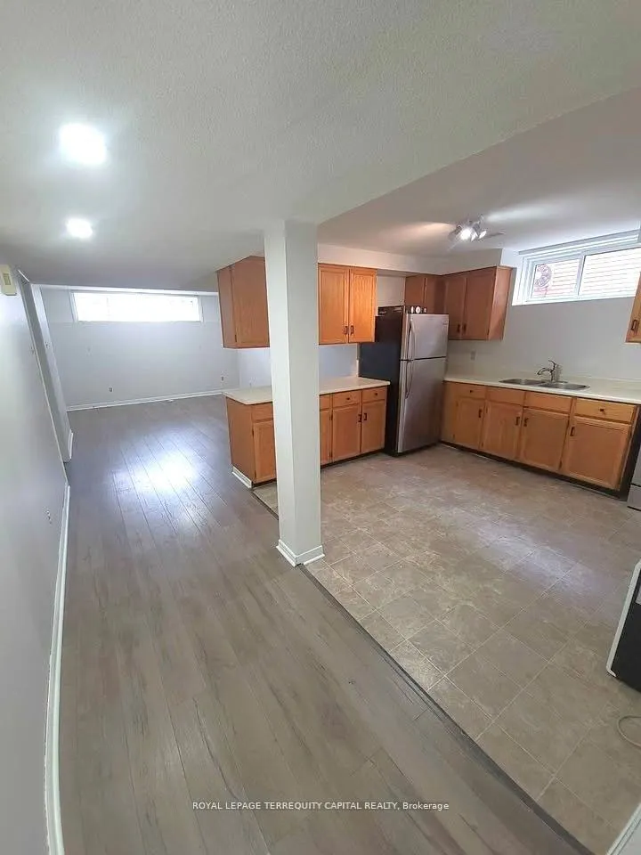 Photo 5 of Unit Lower, 98 Buchanan Street, Barrie, Grove East — HOMEH