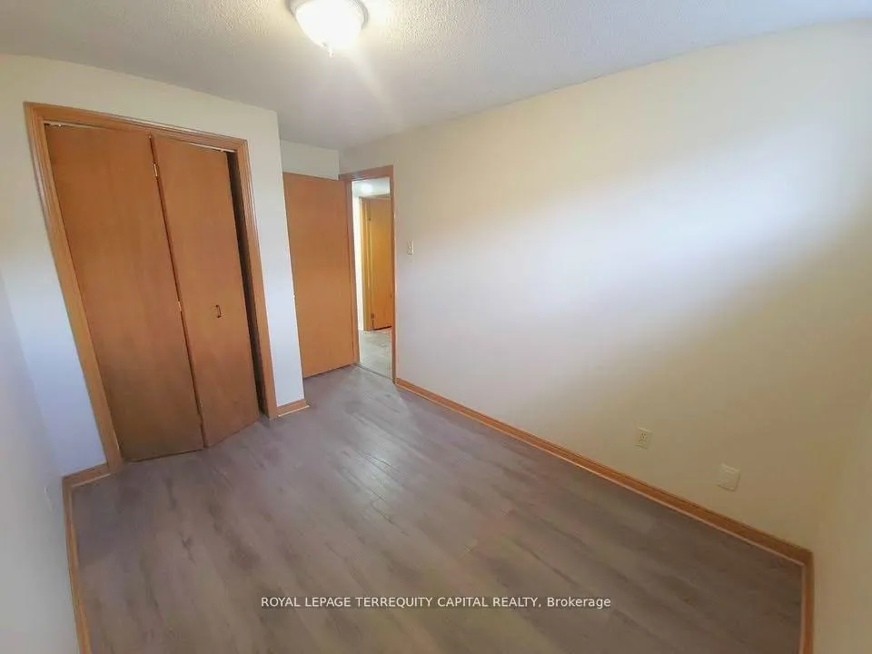 Photo 11 of Unit Lower, 98 Buchanan Street, Barrie, Grove East — HOMEH
