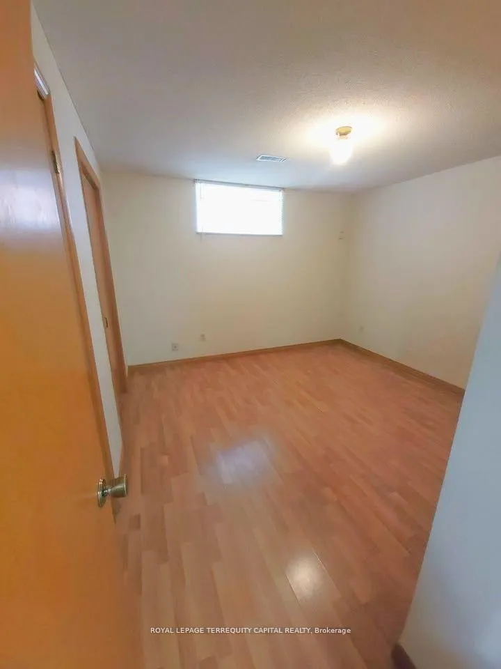 Photo 12 of Unit Lower, 98 Buchanan Street, Barrie, Grove East — HOMEH