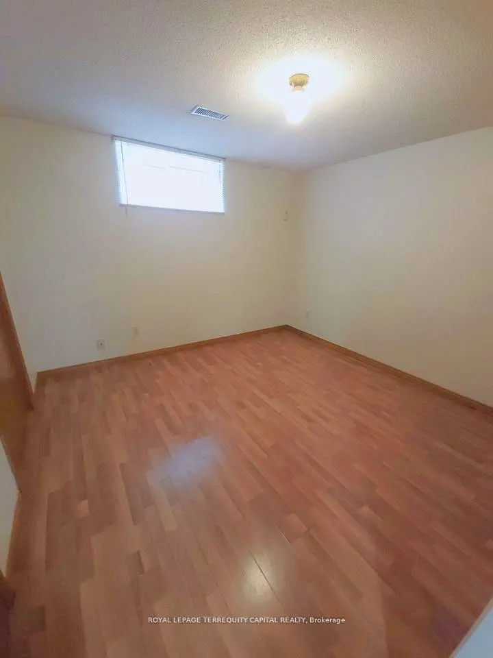 Photo 14 of Unit Lower, 98 Buchanan Street, Barrie, Grove East — HOMEH