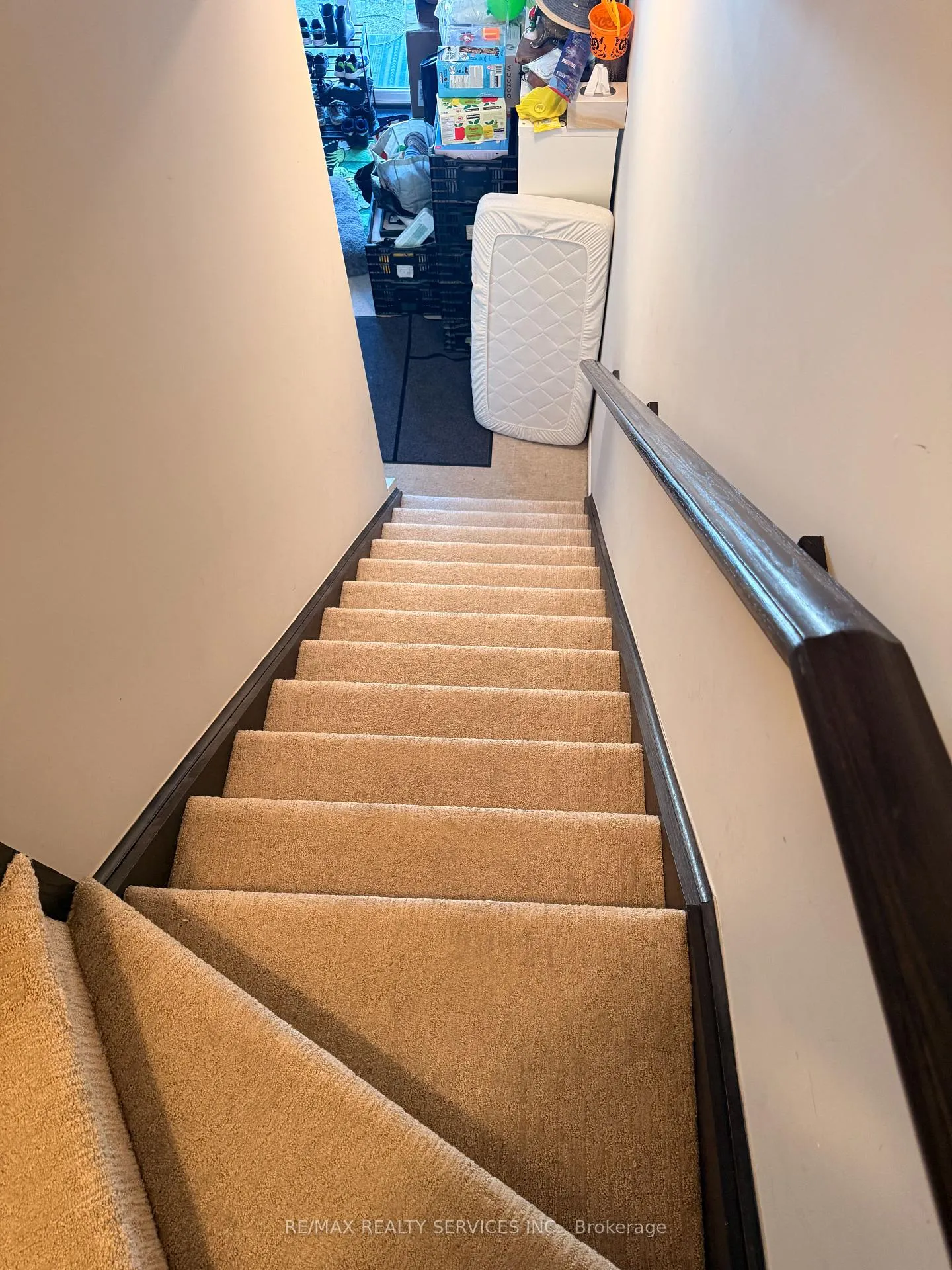 Photo 15 of 6 Marr Lane, Hamilton, Ancaster — HOMEH