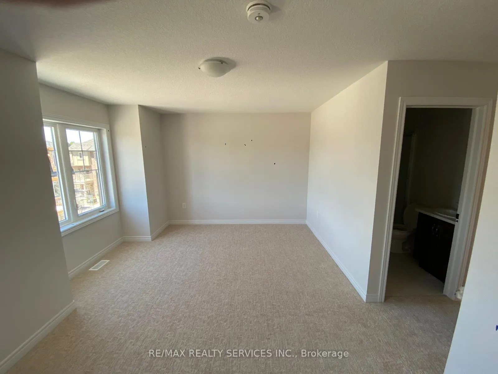 Photo 17 of 6 Marr Lane, Hamilton, Ancaster — HOMEH
