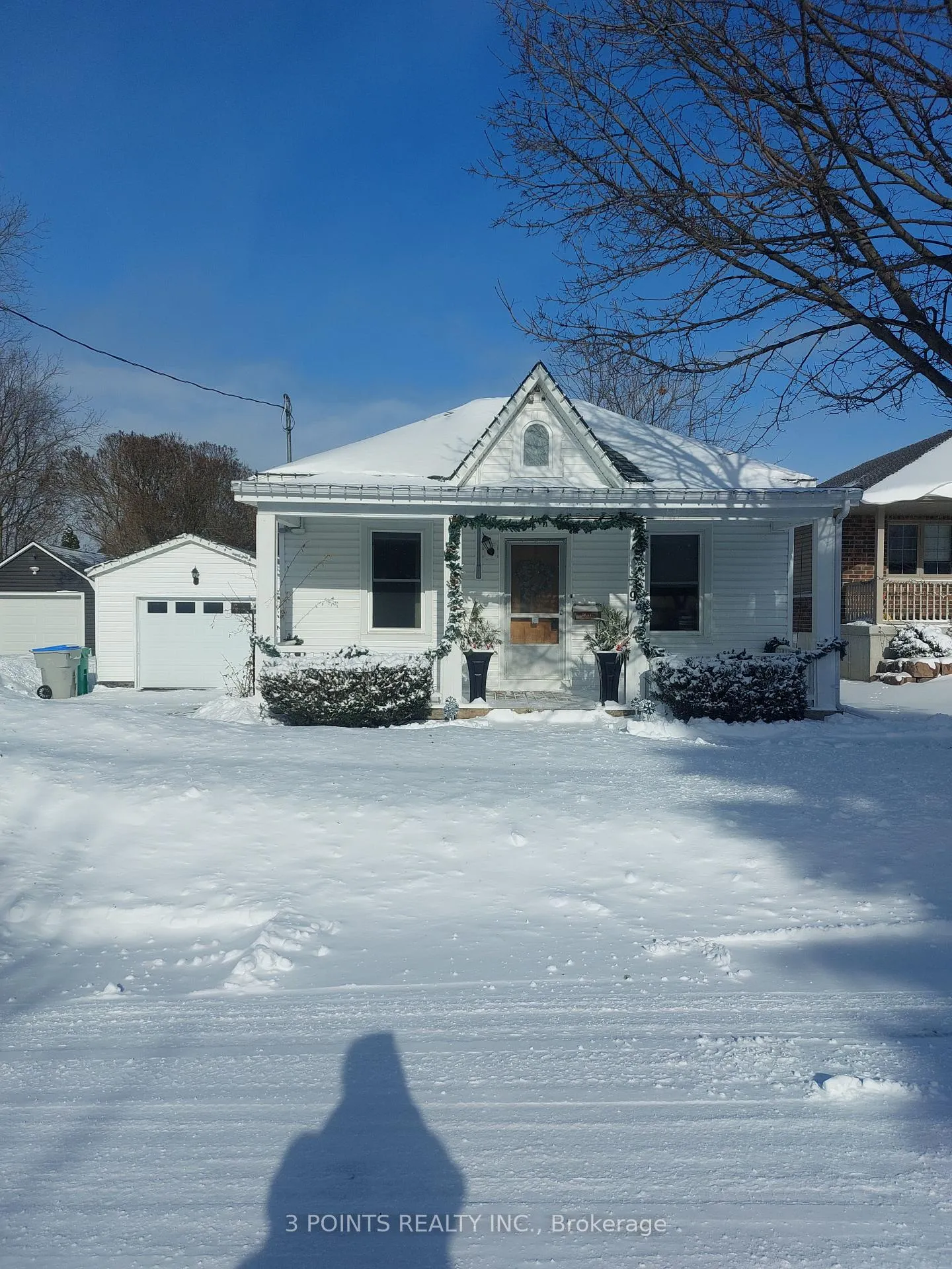Photo 1 of 93 St David Street, Goderich, Goderich (Town) — HOMEH