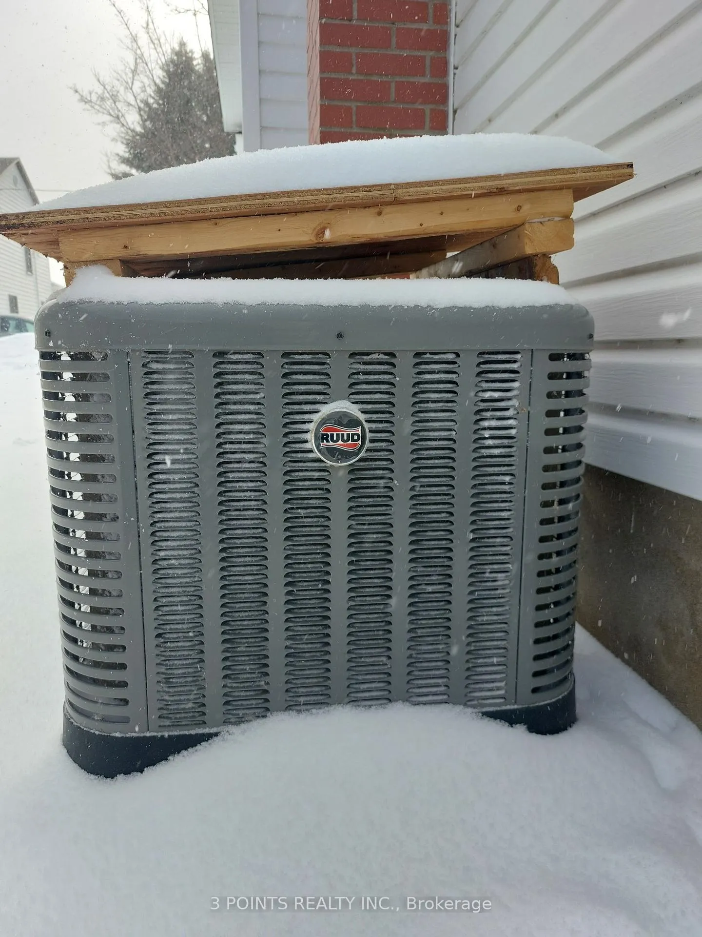 Photo 19 of 93 St David Street, Goderich, Goderich (Town) — HOMEH