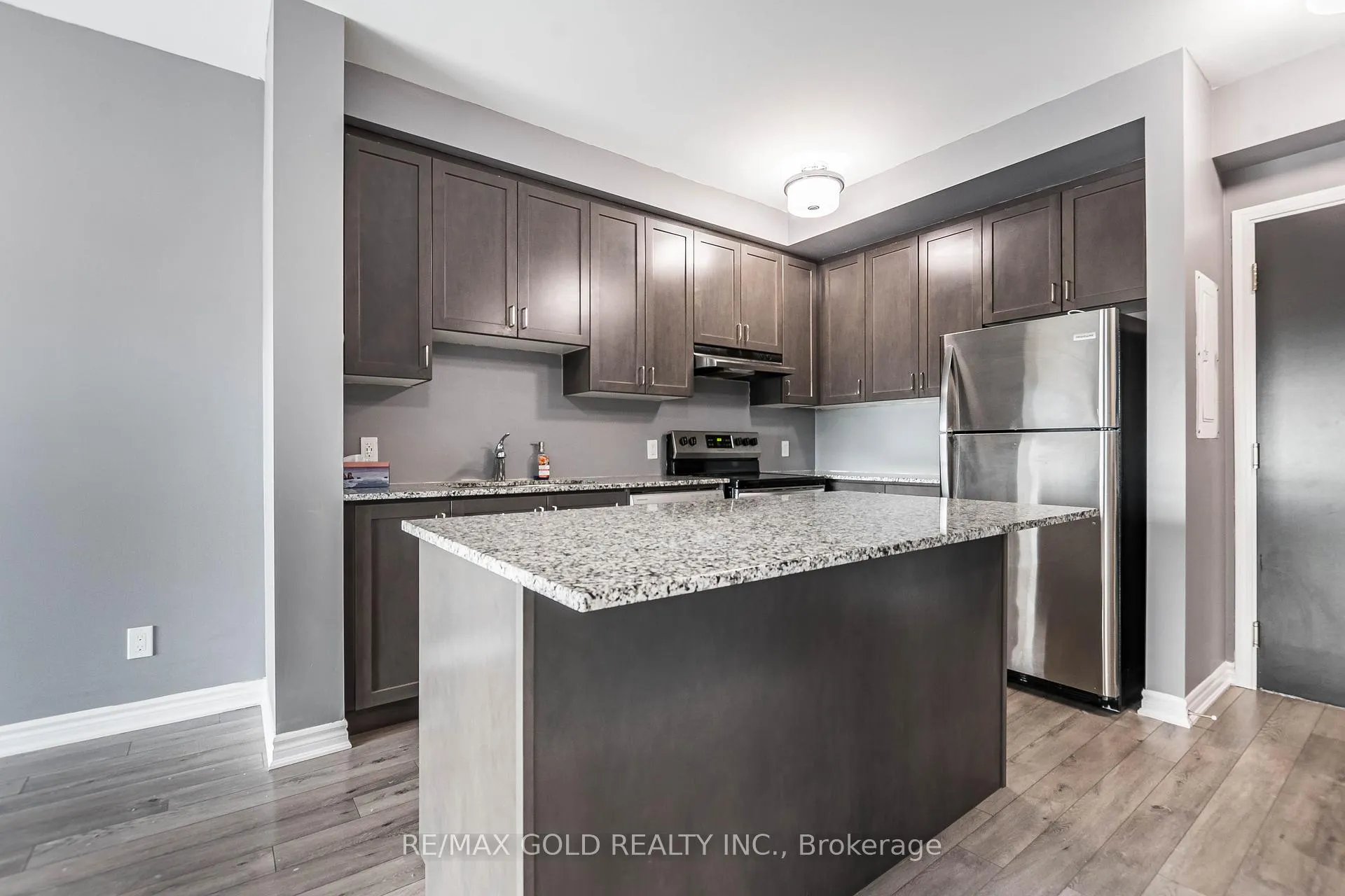Photo 6 of Unit 315, 200 Lagerfeld Drive, Brampton, Northwest Brampton — HOMEH
