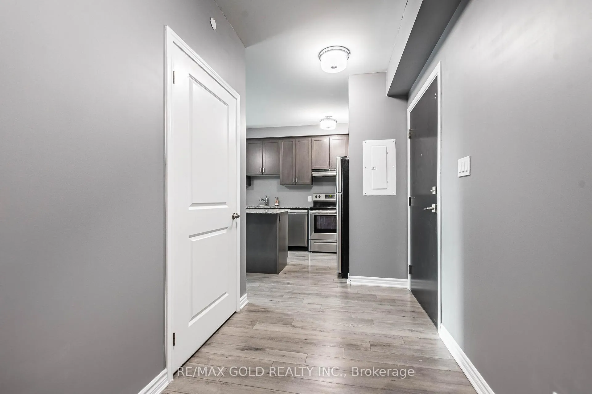 Photo 11 of Unit 315, 200 Lagerfeld Drive, Brampton, Northwest Brampton — HOMEH