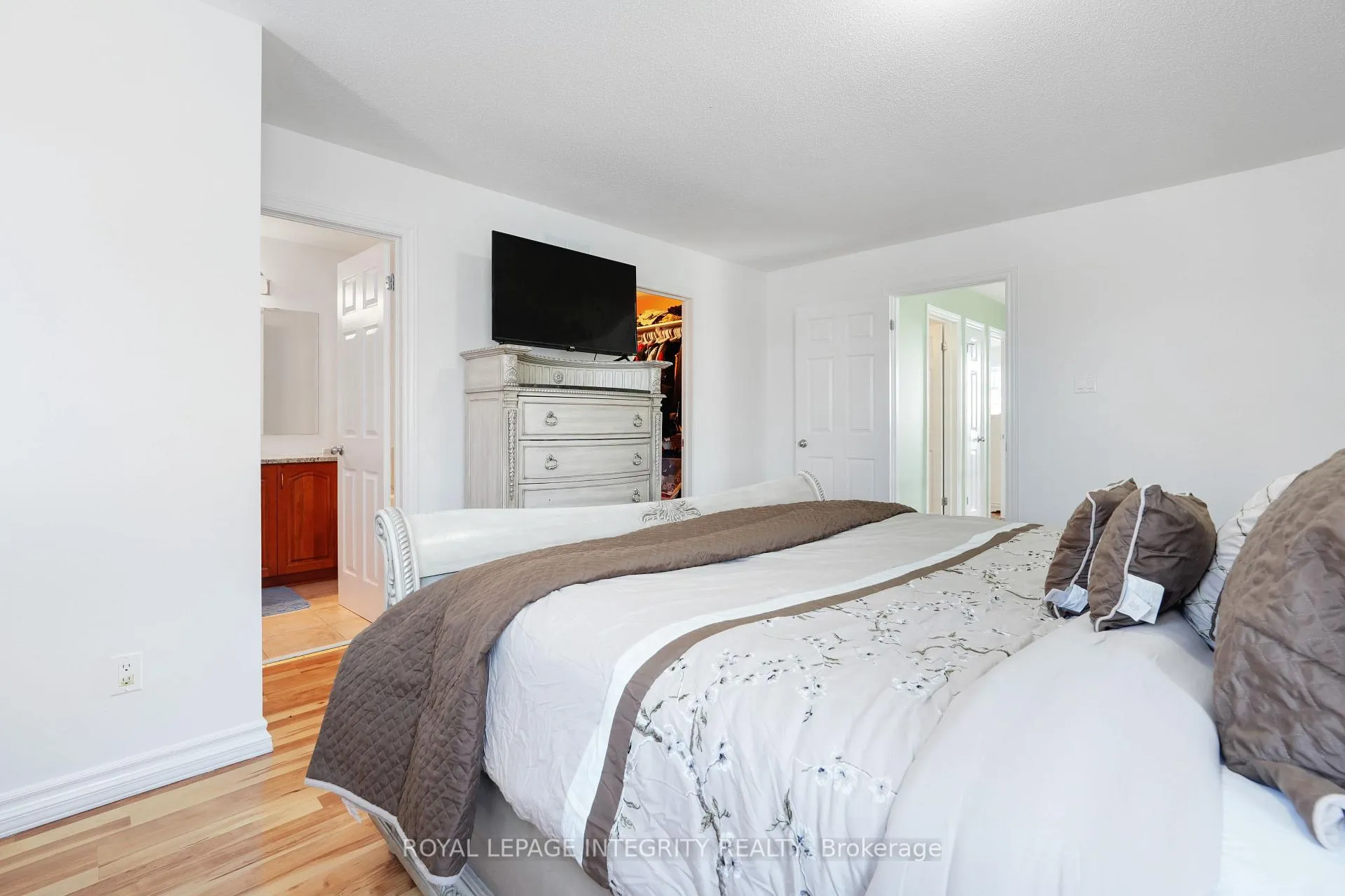 Photo 24 of 901 Ashenvale Way, Ottawa, Avalon East — HOMEH