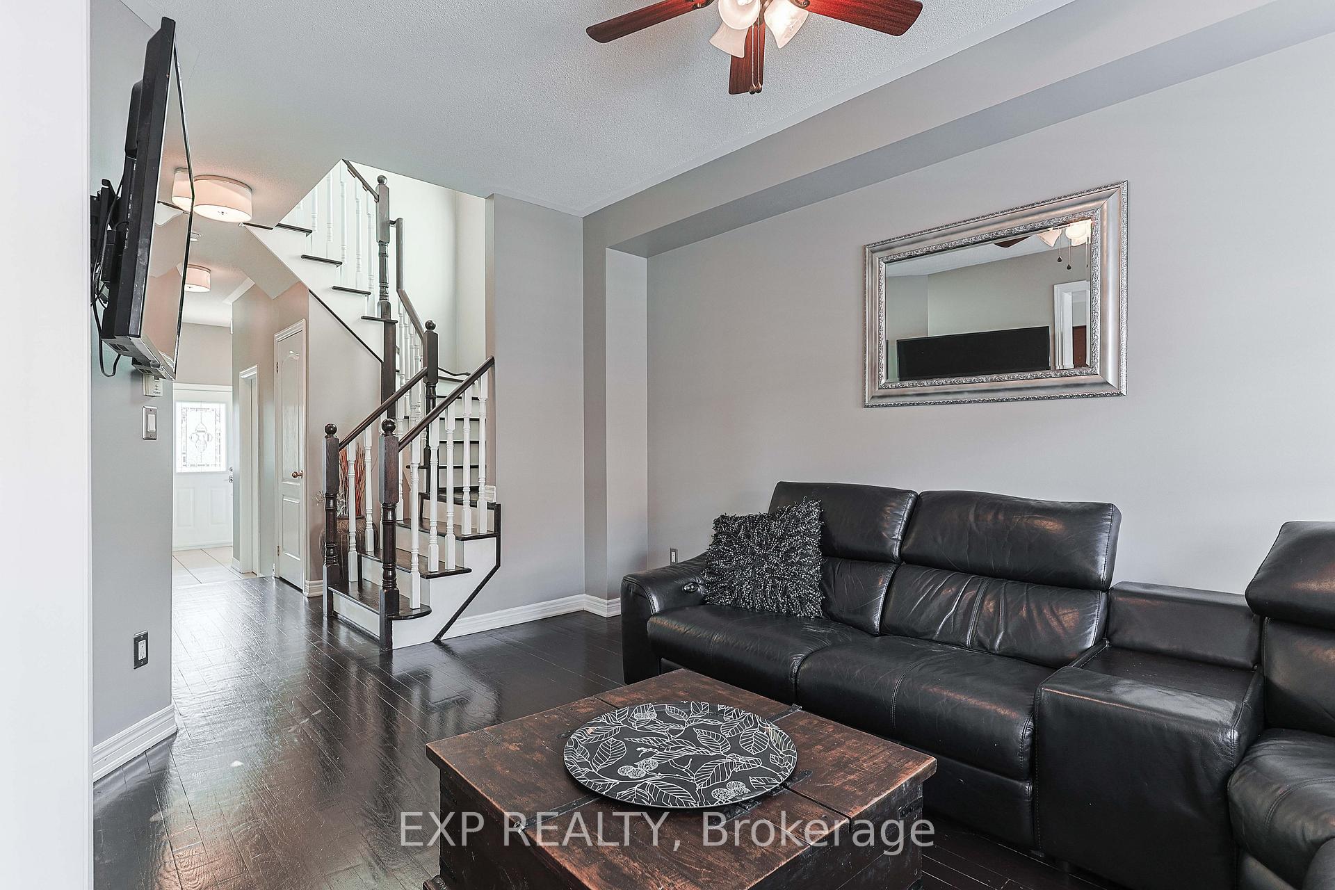 Photo 3 of 4693 Kurtz Road, Burlington, Alton — HOMEH