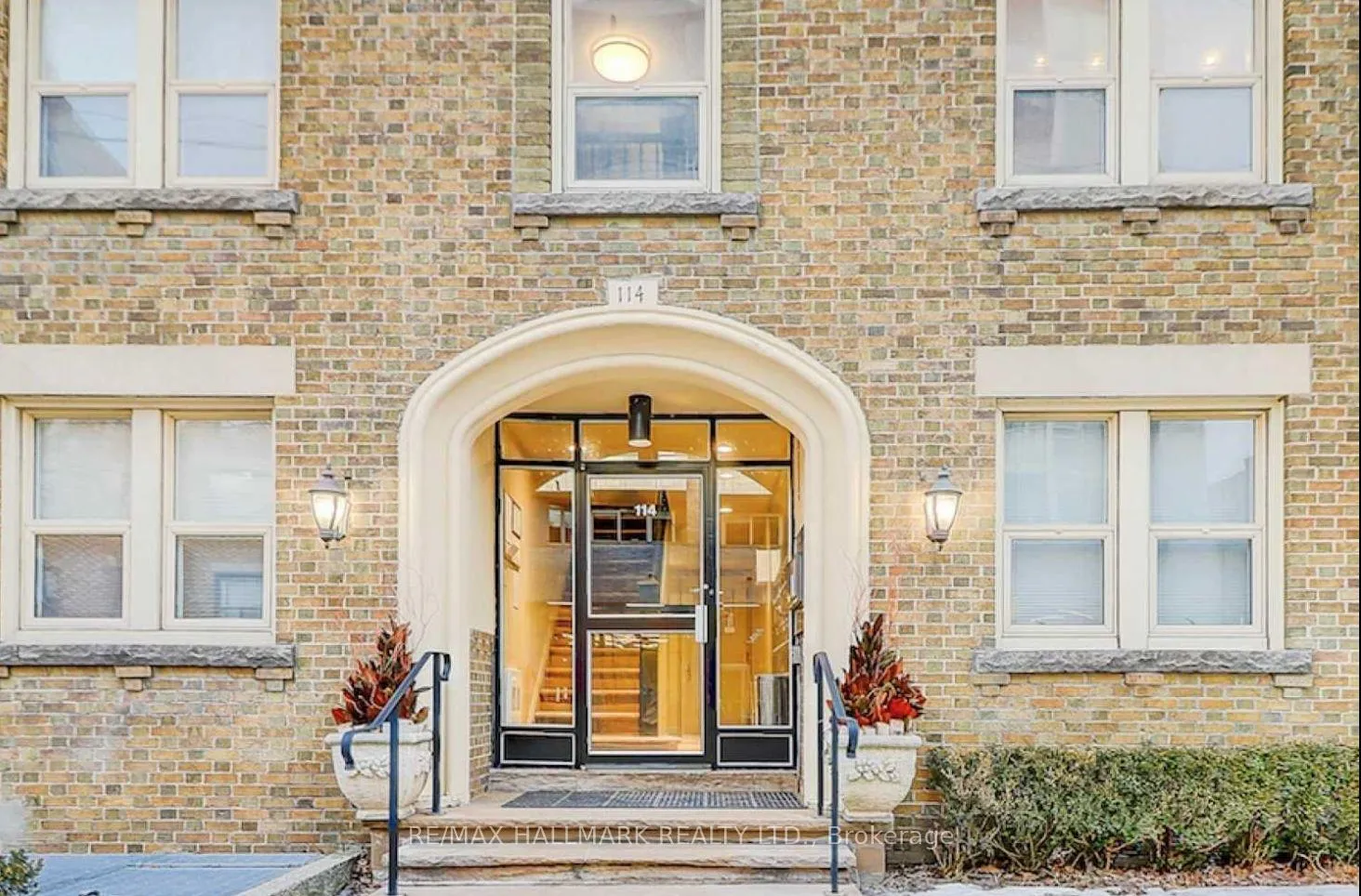 Photo 5 of Unit 303, 114 Vaughan Road, Toronto, Humewood-Cedarvale — HOMEH