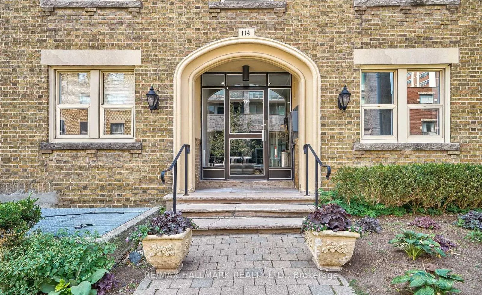 Photo 37 of Unit 303, 114 Vaughan Road, Toronto, Humewood-Cedarvale — HOMEH