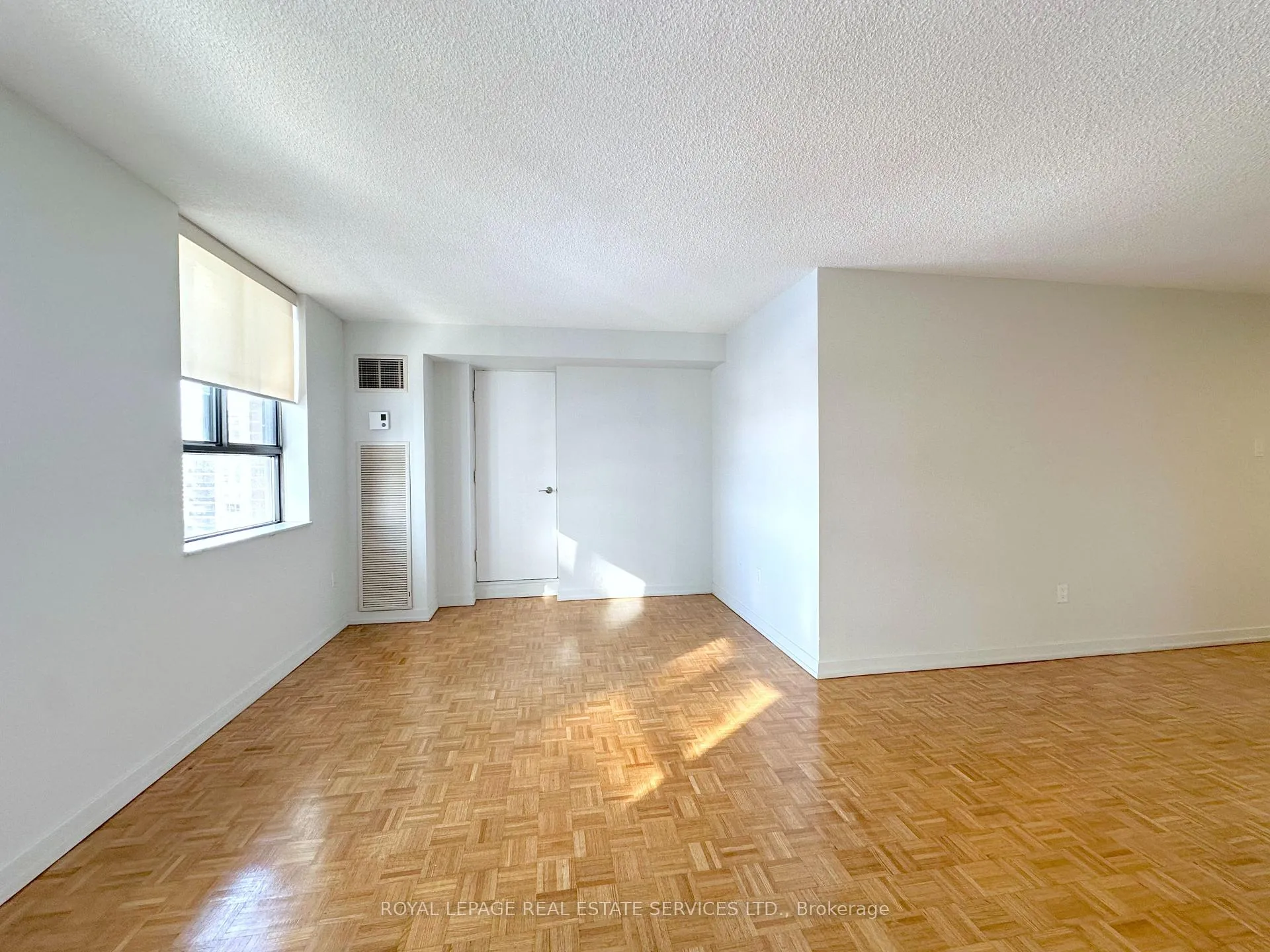 Photo 7 of Unit 1108, 190 Clark Boulevard, Brampton, Queen Street Corridor — HOMEH