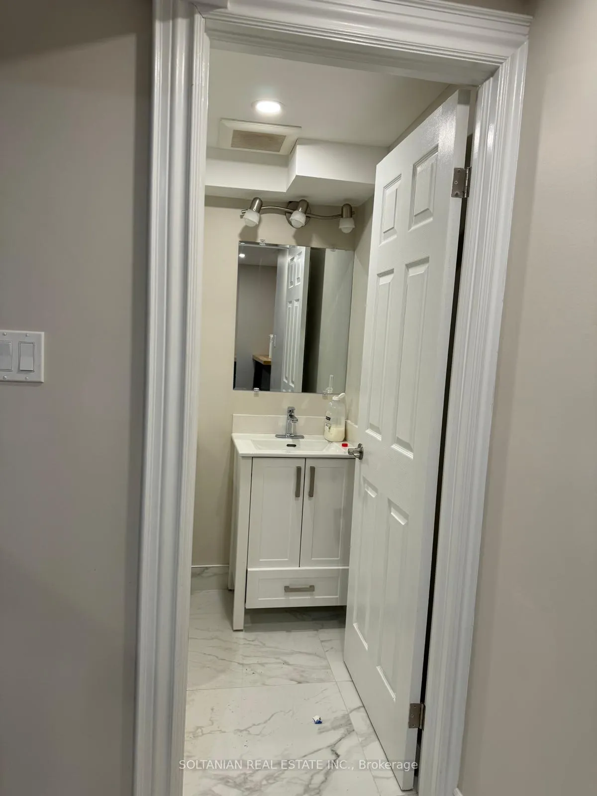 Photo 6 of Unit BSMT, 79 Beechbrooke Way, Aurora, Aurora Highlands — HOMEH