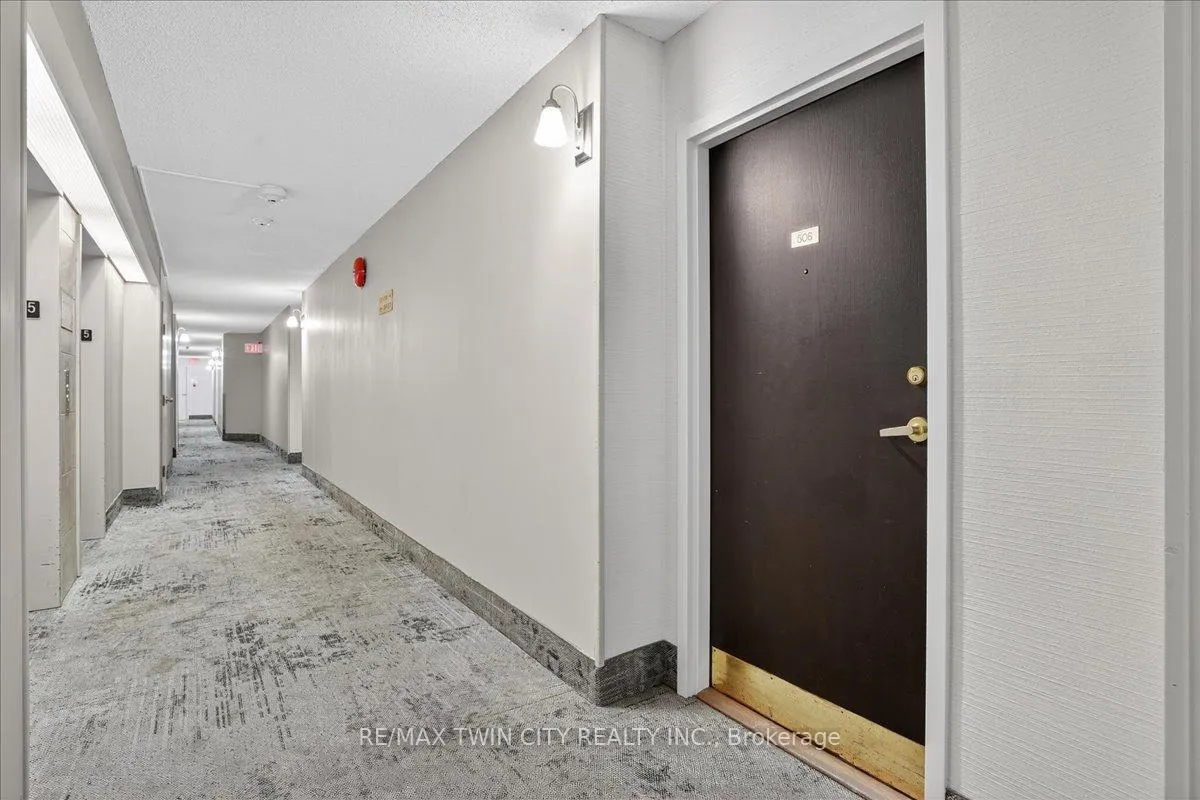 Photo 7 of Unit 506, 3227 King Street E, Kitchener, Chicopee/Freeport — HOMEH