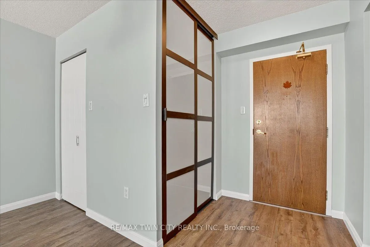 Photo 8 of Unit 506, 3227 King Street E, Kitchener, Chicopee/Freeport — HOMEH