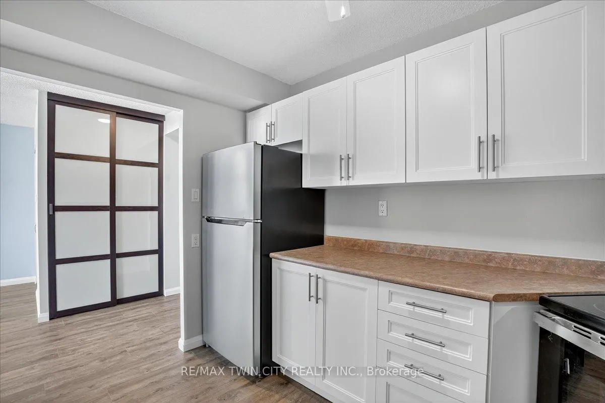 Photo 14 of Unit 506, 3227 King Street E, Kitchener, Chicopee/Freeport — HOMEH