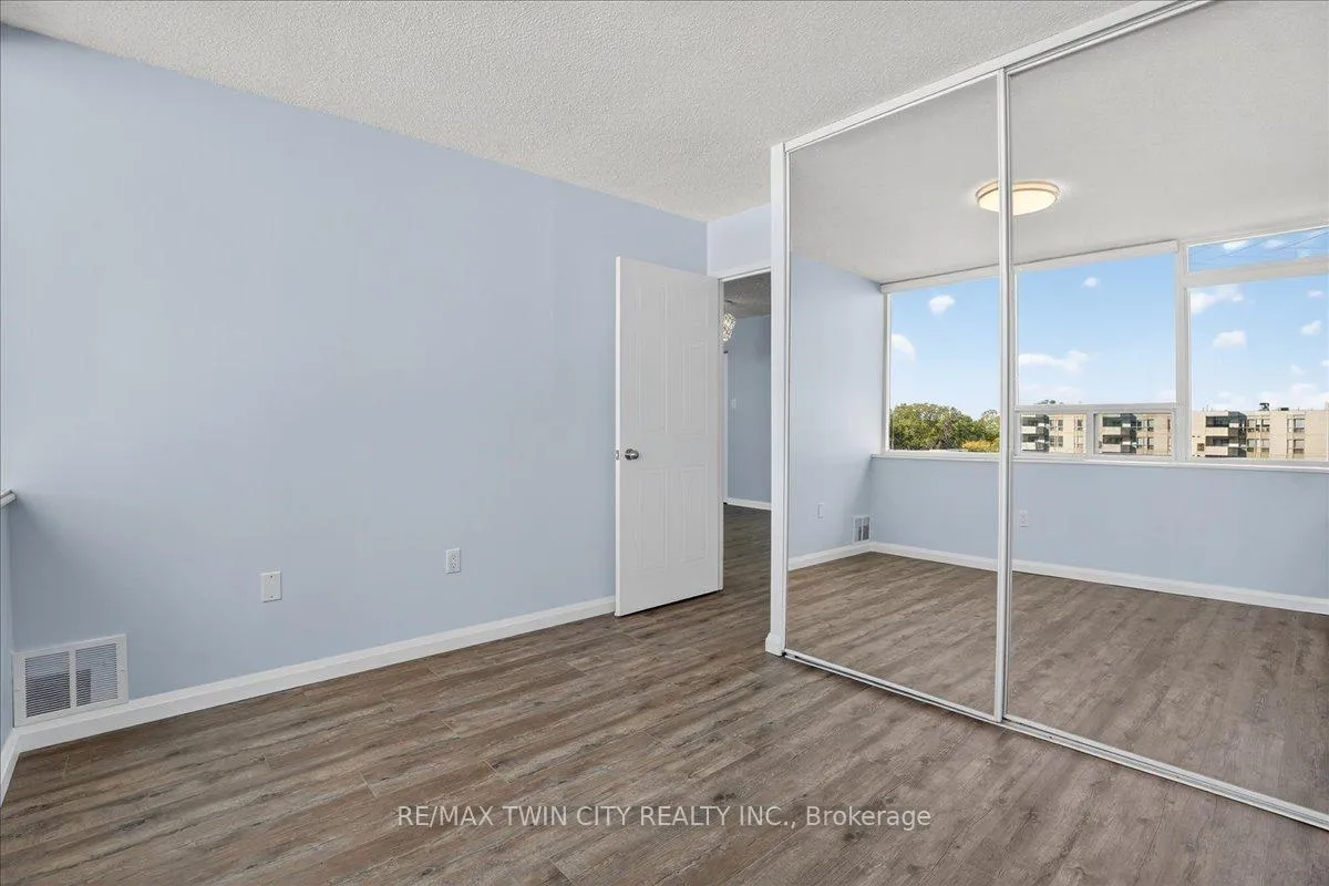 Photo 27 of Unit 506, 3227 King Street E, Kitchener, Chicopee/Freeport — HOMEH