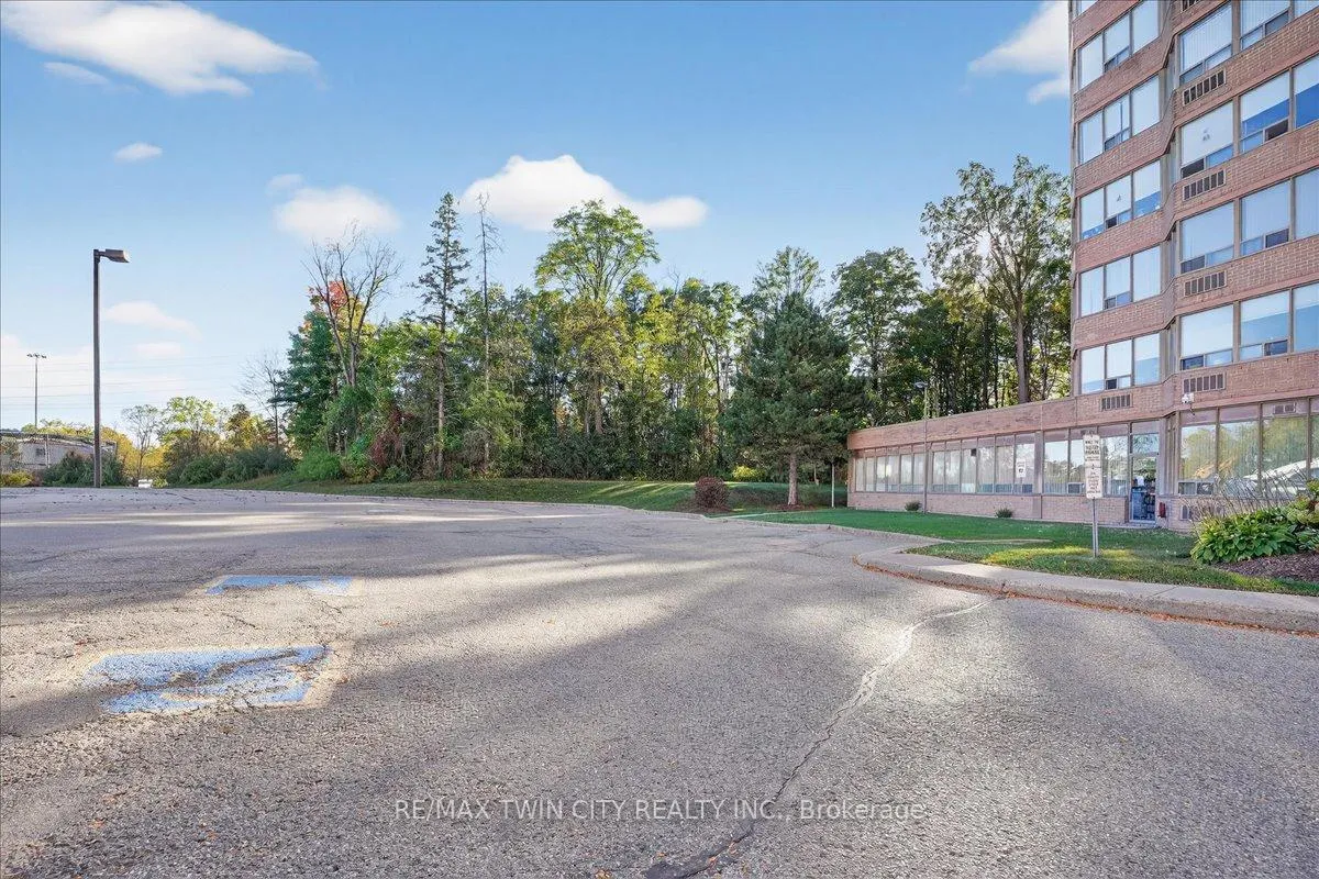 Photo 50 of Unit 506, 3227 King Street E, Kitchener, Chicopee/Freeport — HOMEH