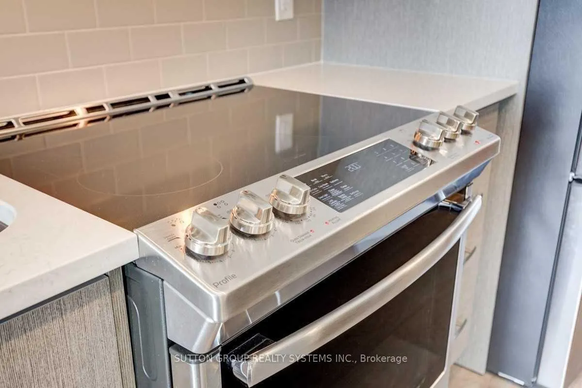 Photo 12 of Unit 422, 1105 Leger Way, Milton, Ford — HOMEH