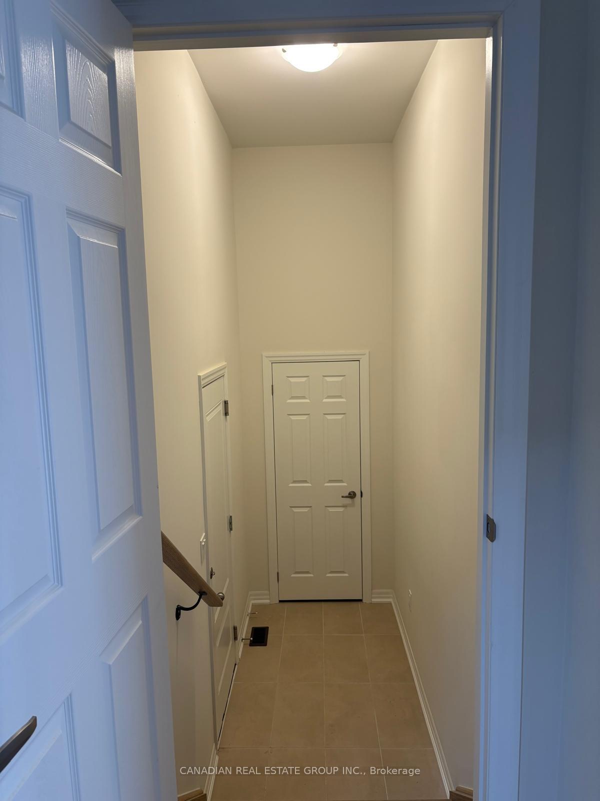 Photo 9 of 45 Donald Ingram Crescent, Georgina, Keswick North — HOMEH