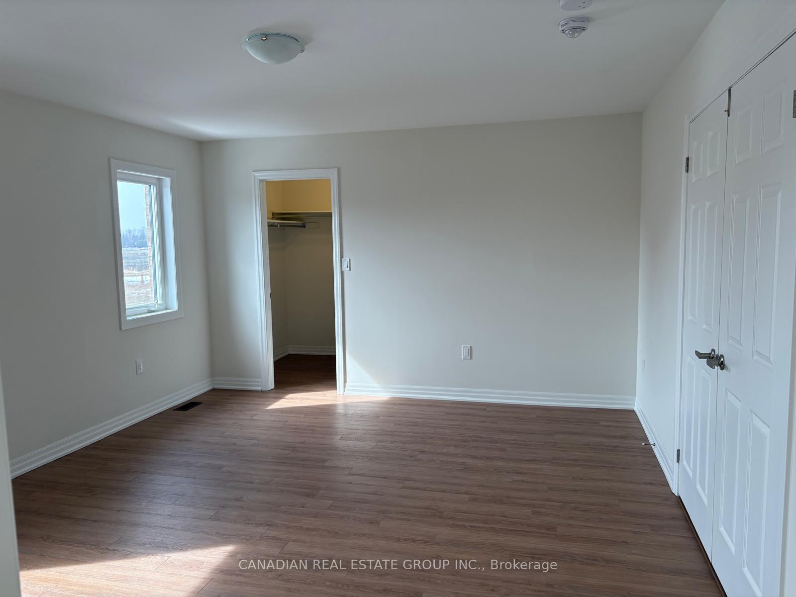 Photo 11 of 45 Donald Ingram Crescent, Georgina, Keswick North — HOMEH