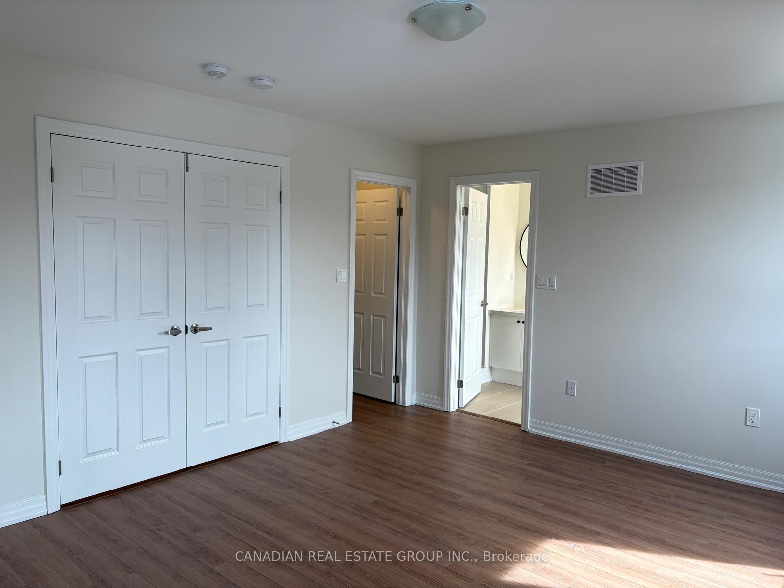 Photo 12 of 45 Donald Ingram Crescent, Georgina, Keswick North — HOMEH